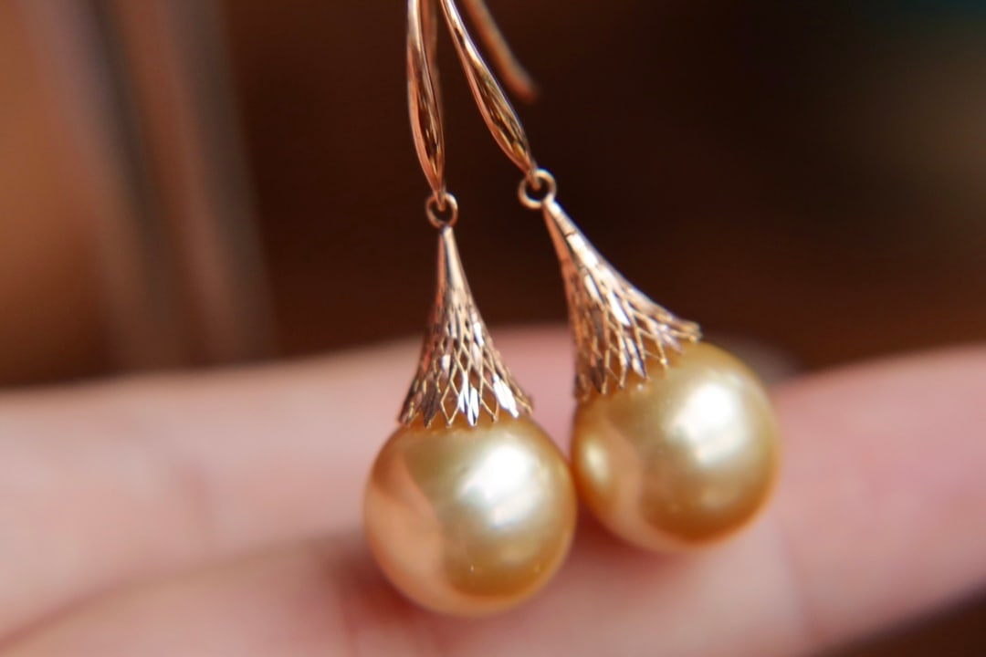 18K Gold Sea Water Pearl Earrings - 8