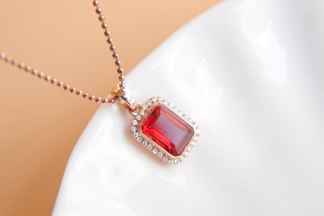 18K Gold Inlaid Ruby Color Sunstone Pendant - 6