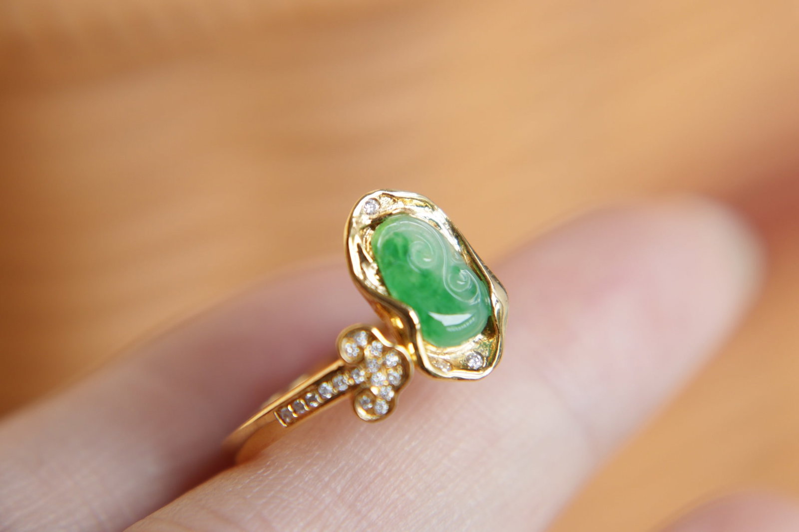 18K Gold Inlaid Natural Jade Ring - 9