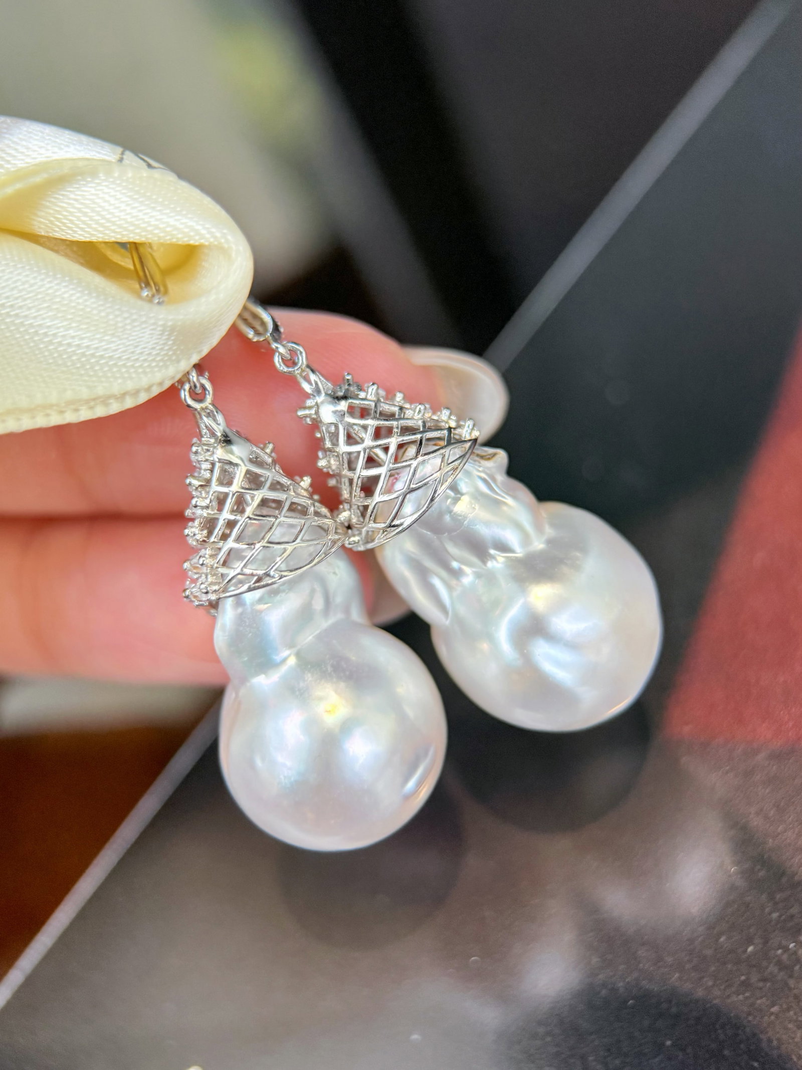 925 Silver Pearl Earrings - 4