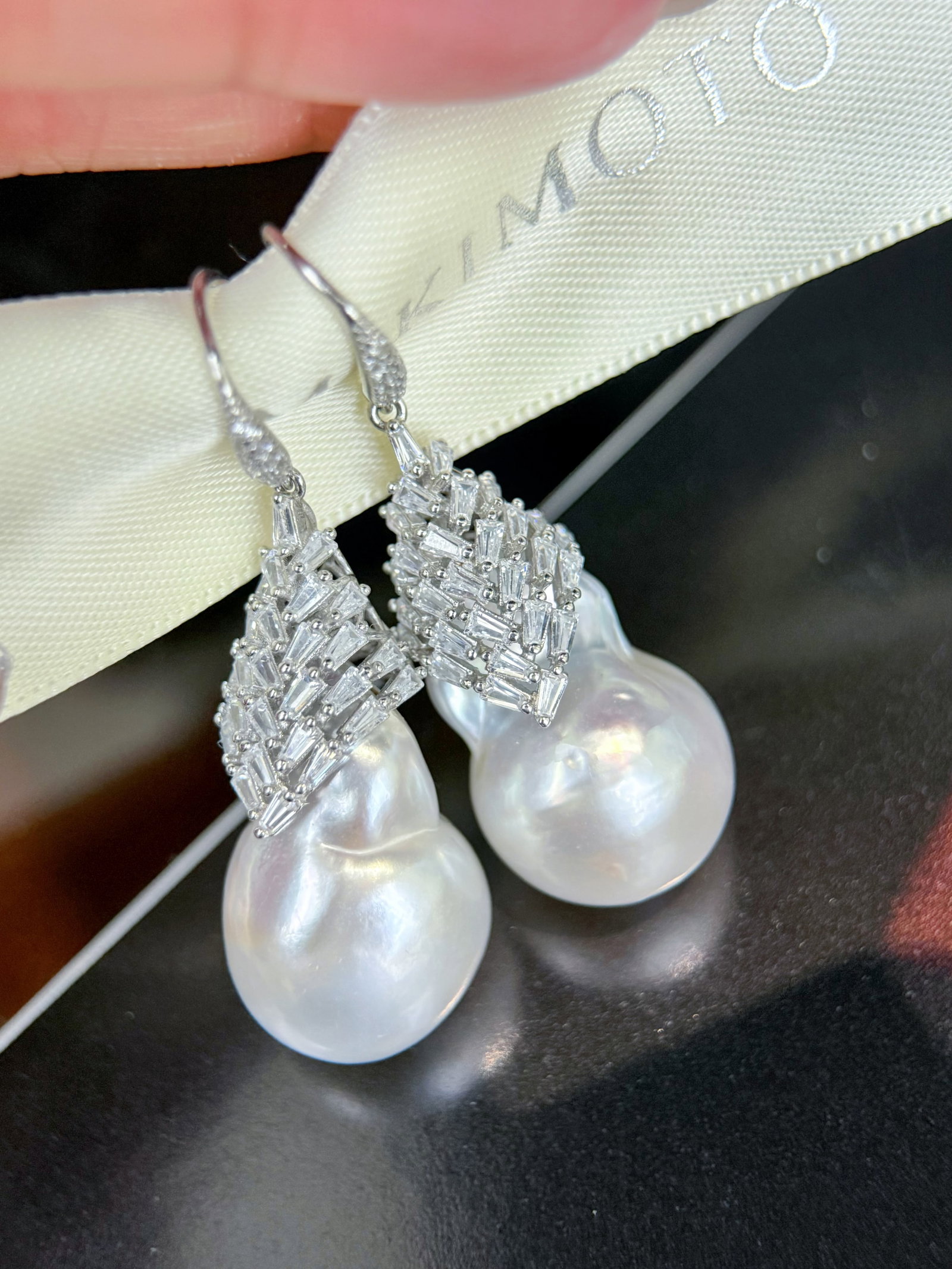 925 Silver Pearl Earrings - 6
