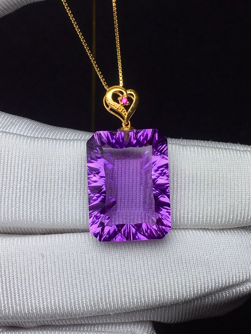 Exquisite 18k gold clasp inlaid with pure natural Uruguayan amethyst, No worries plaque pendant - 3