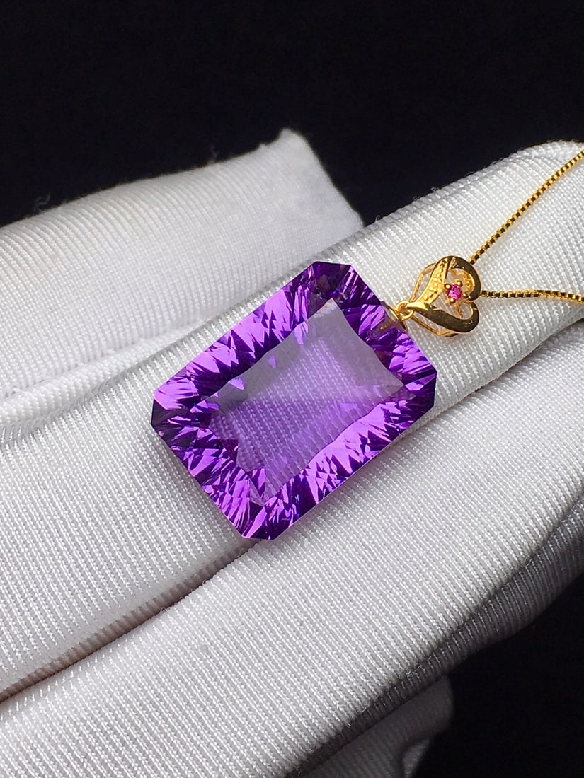 Exquisite 18k gold clasp inlaid with pure natural Uruguayan amethyst, No worries plaque pendant - 4