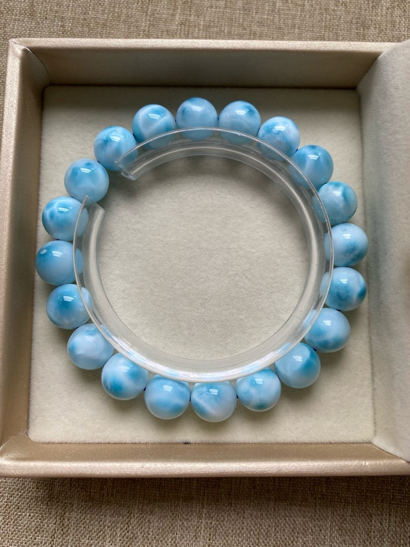 Natural Dominican Republic icy type agatized stone round bead bracelet - 7
