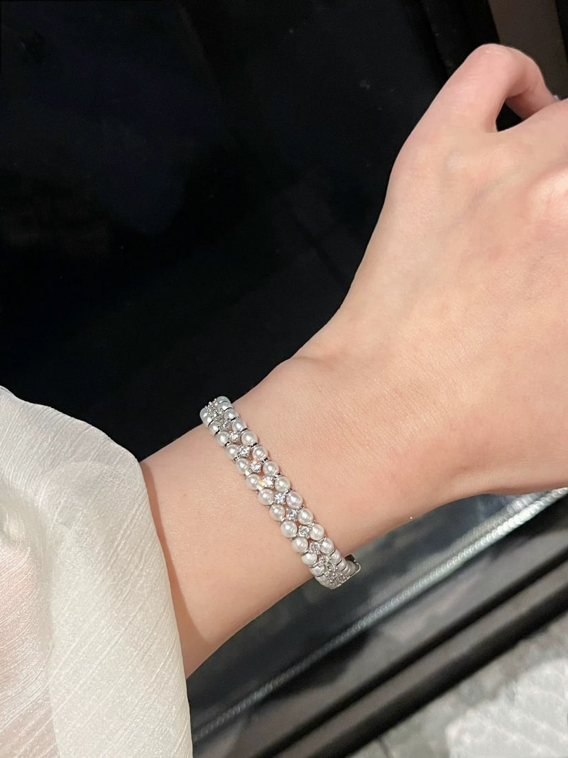 Geometric double-row pearl bracelet - 4