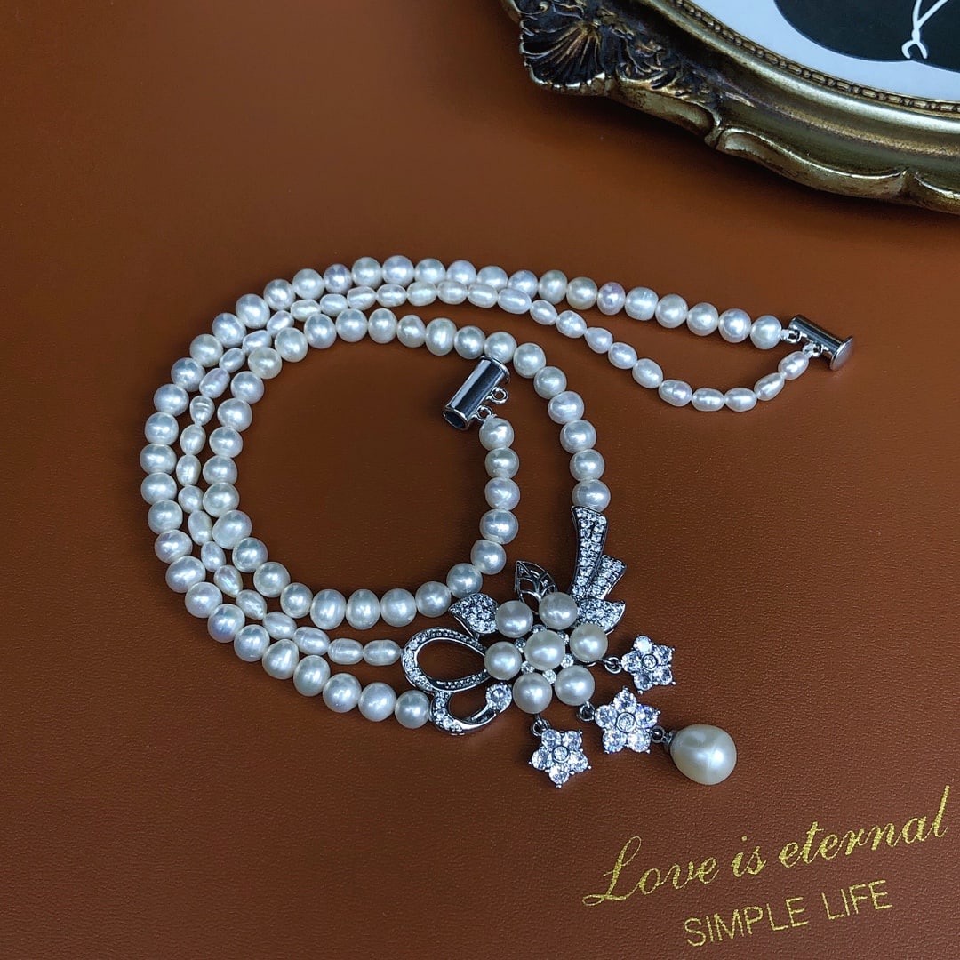 A necklace with natural freshwater white pearls and small rice beads, natural white pearls about - 2
