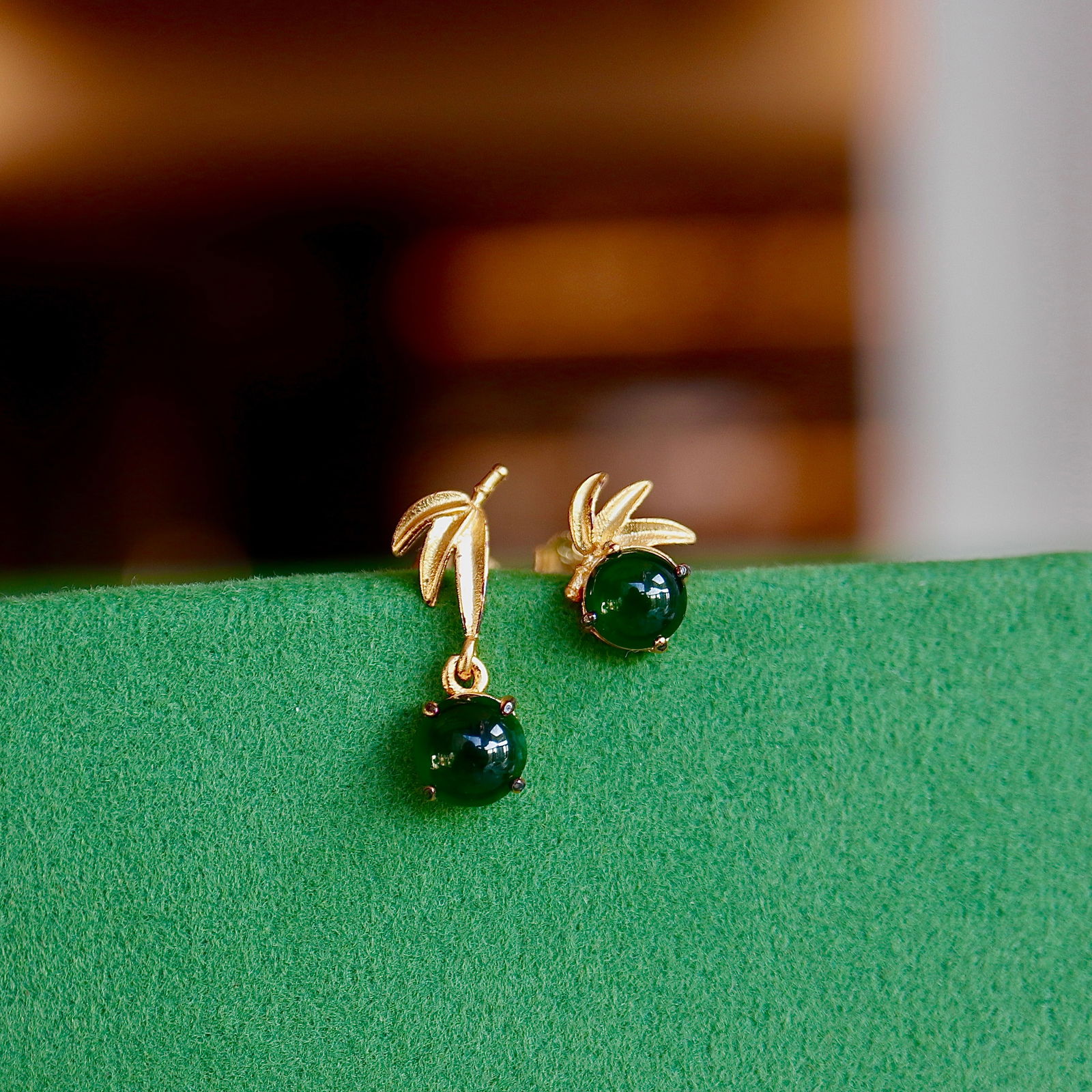 Natural A-grade jadeite earrings, S925 pure silver inlay. - 4