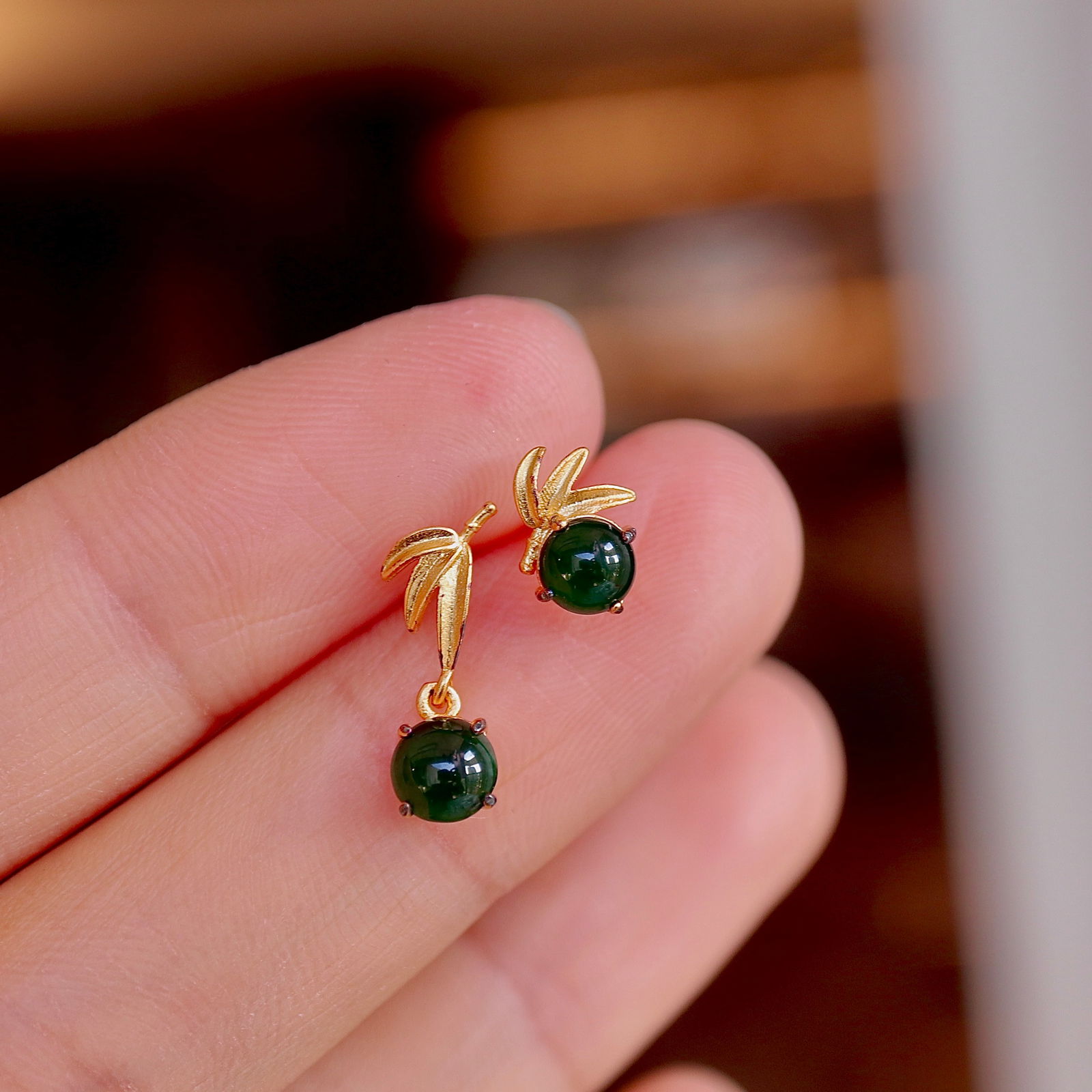 Natural A-grade jadeite earrings, S925 pure silver inlay. - 8