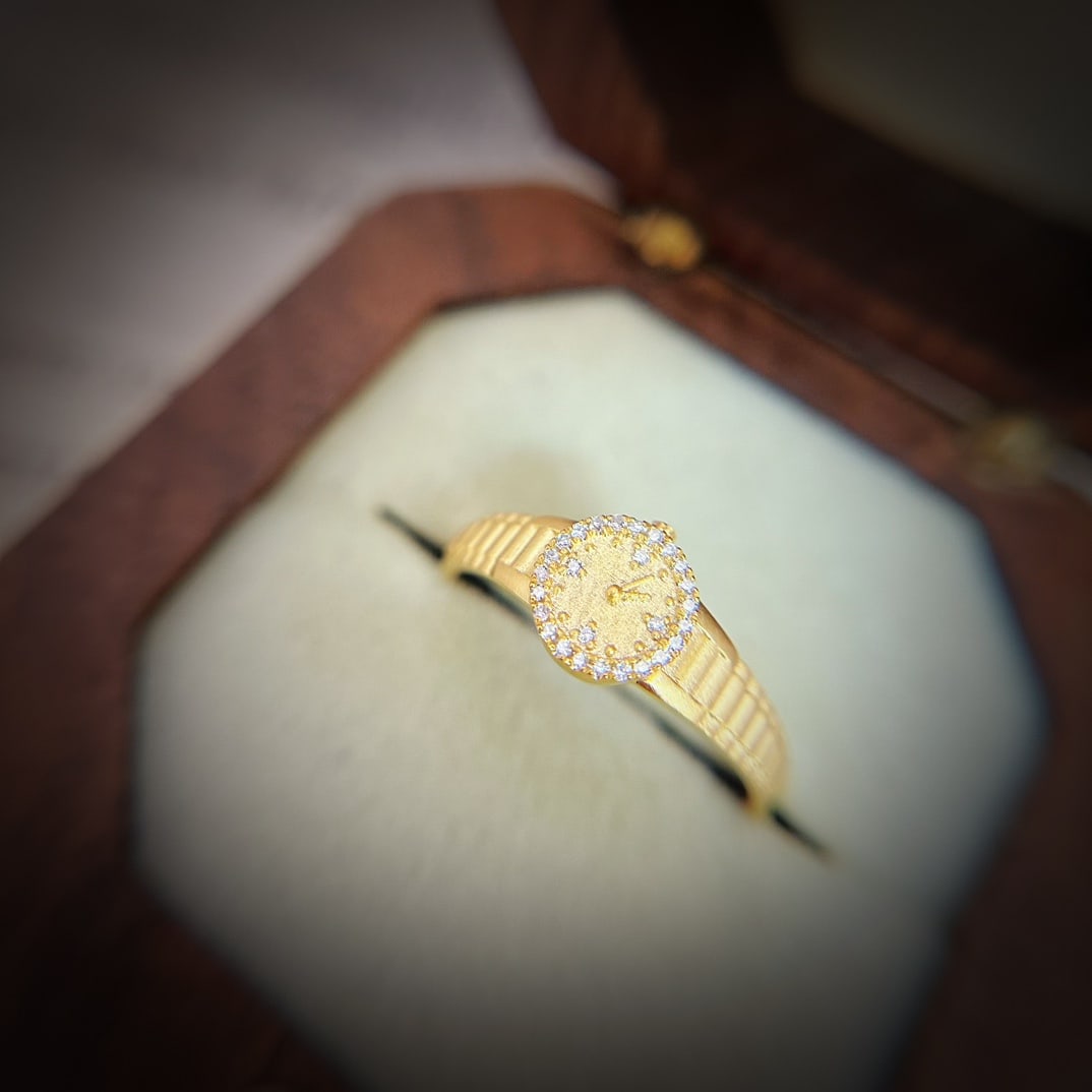 18k Gold Diamond Encrusted 520 Confession Small Gold Watch Ring - 3