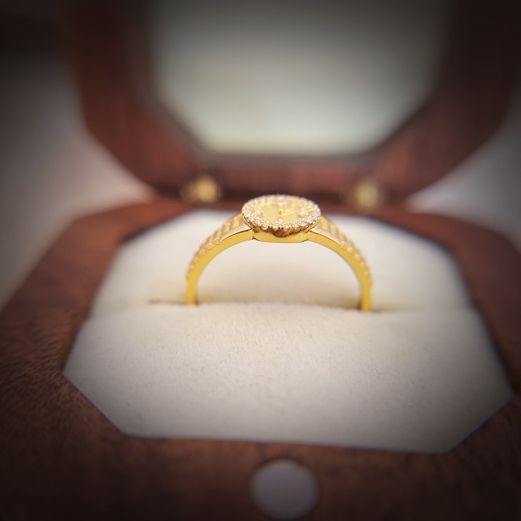 18k Gold Diamond Encrusted 520 Confession Small Gold Watch Ring - 5