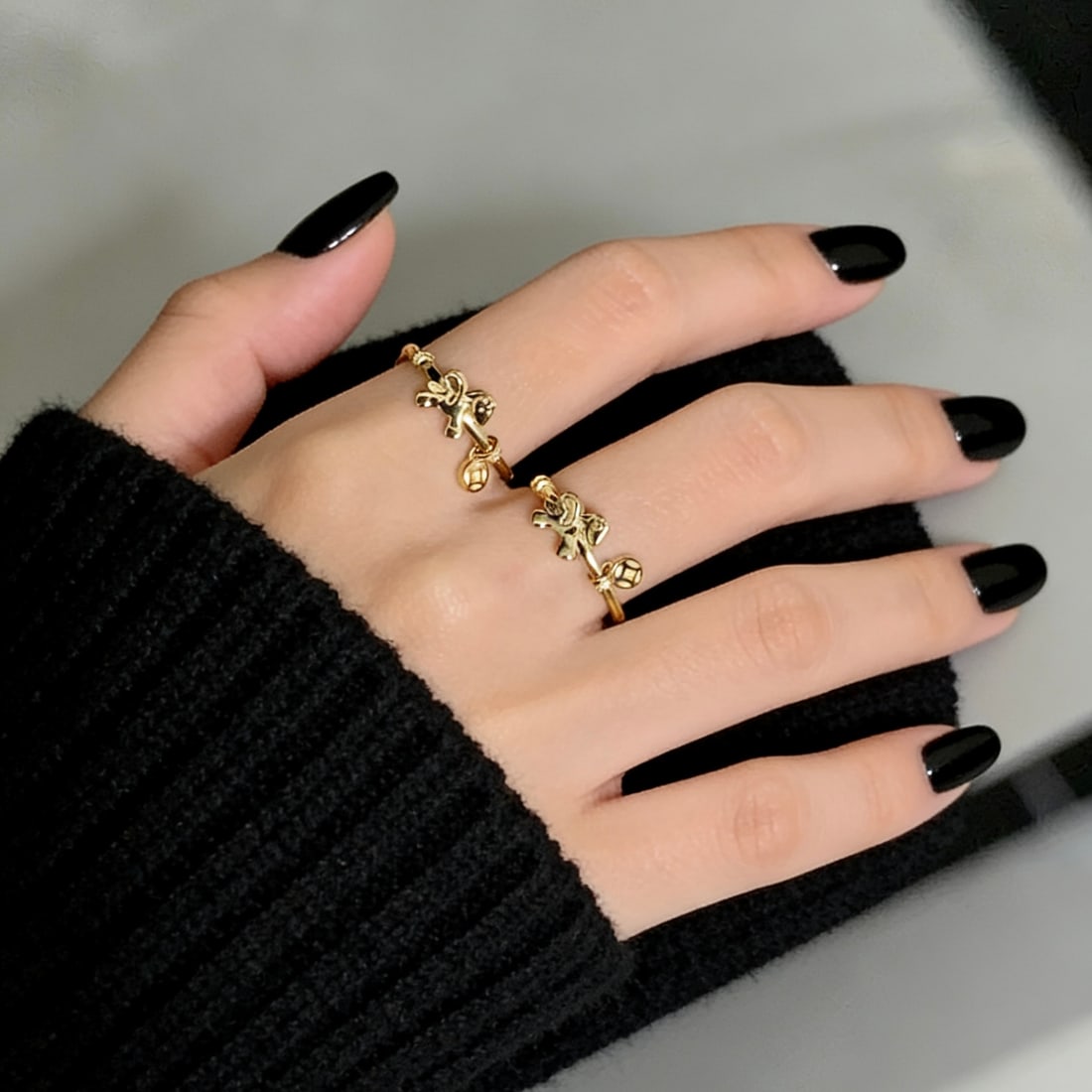 18k Diamond Pony Ring - 7