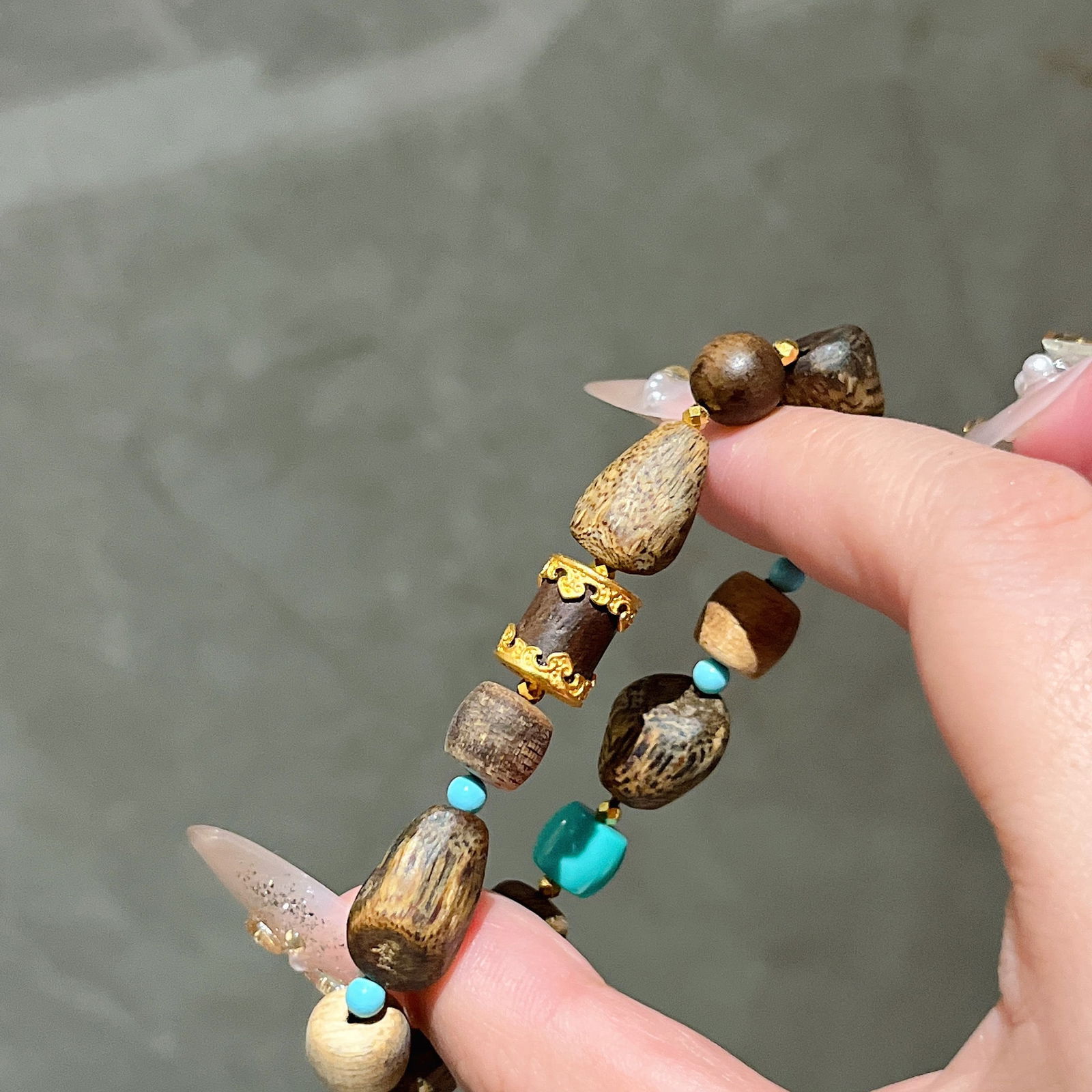 750 pure gold 999 shaped agarwood bracelet - 9