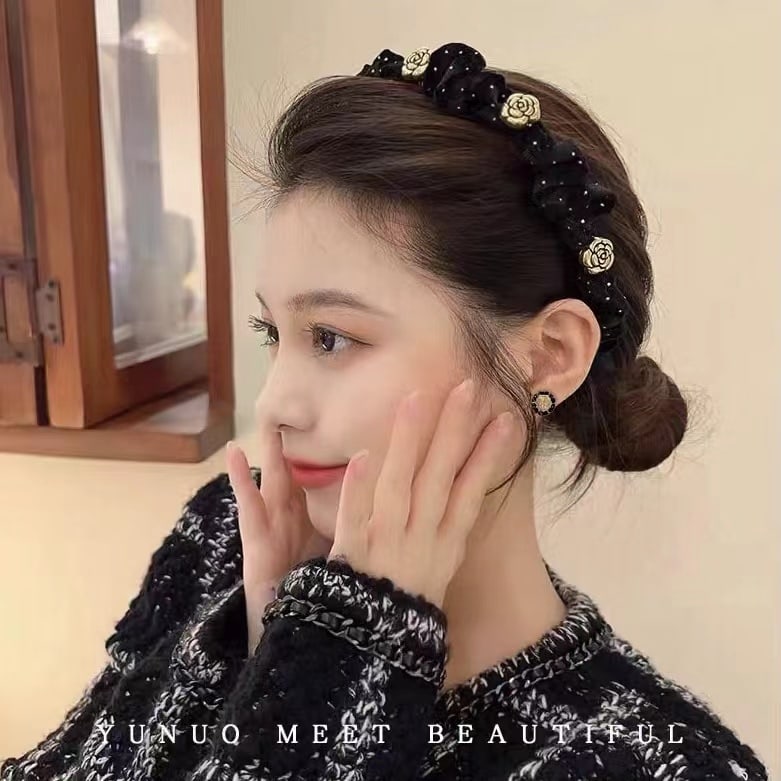 18k gold classic diamond stud earrings - 6