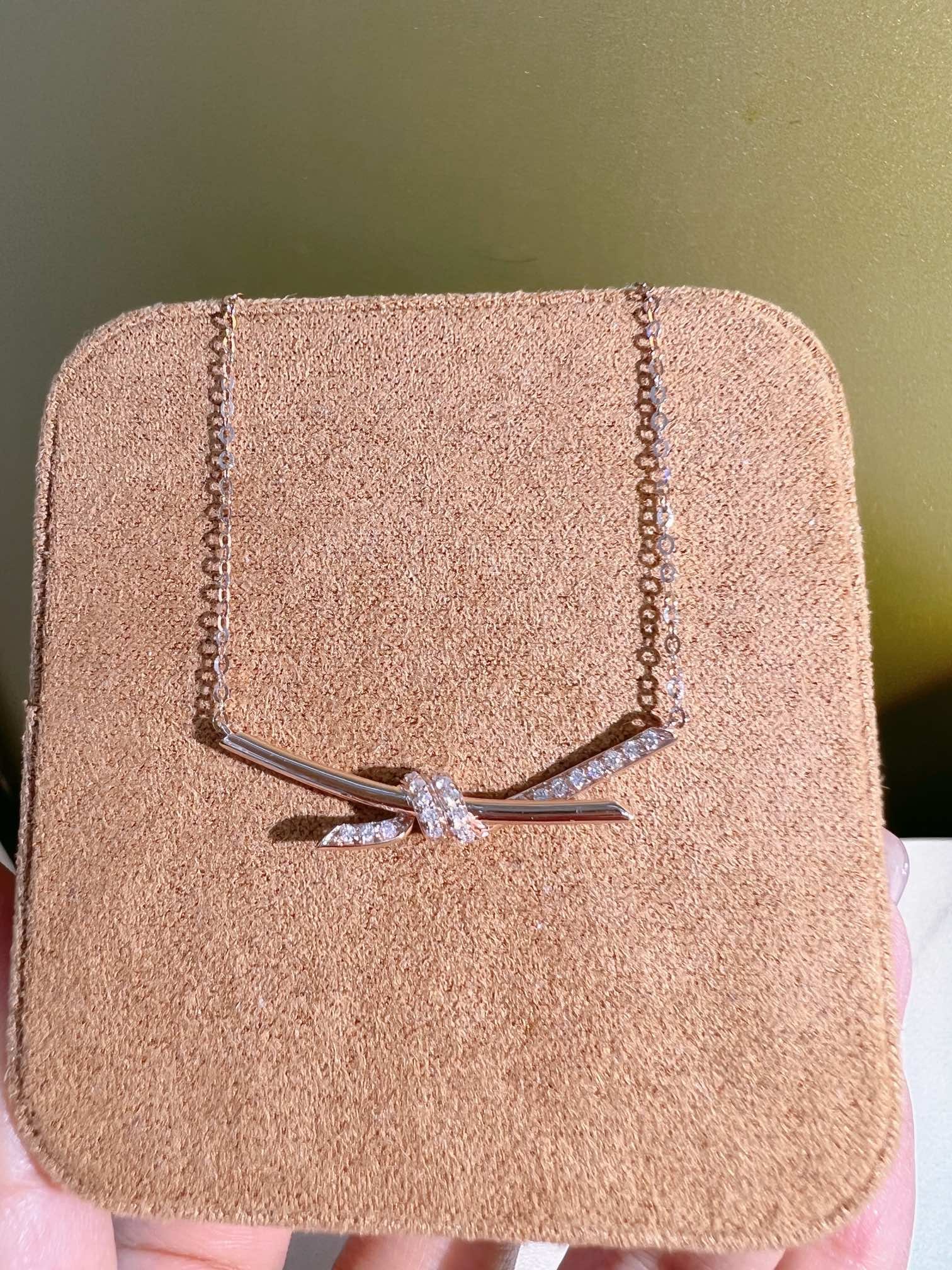 18k gold diamond encrusted necklace - 2