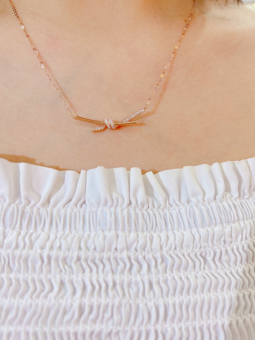 18k gold diamond encrusted necklace - 4