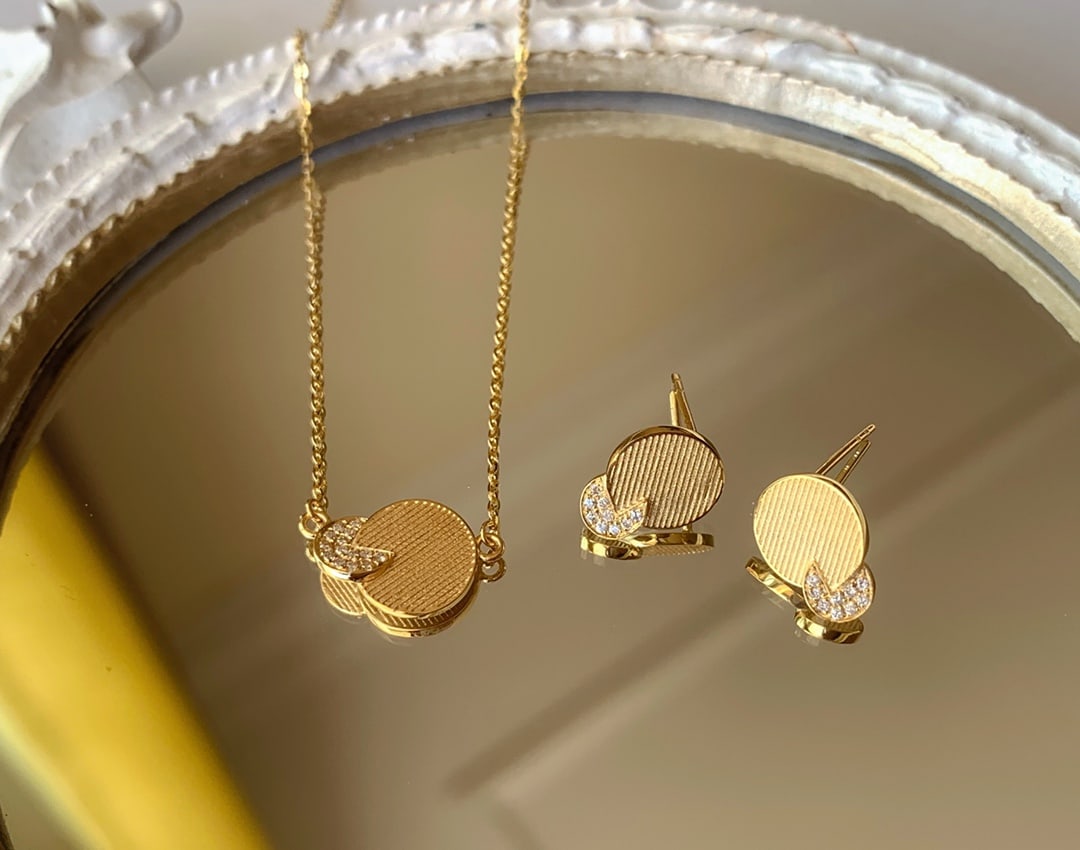 Set of 18K Gold Plated Diamond Necklace and Earrings - 3