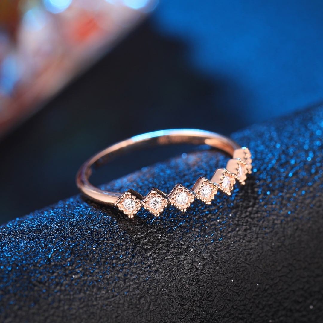 18K Gold Diamond Encrusted Bar Bracelet: Title: 18K Gold Diamond Encrusted Bar Bracelet Description: 18K Gold Diamond Encrusted Bar Bracelet with Approximately 9 Points of Diamonds, Weighting Around 1.4 Grams, Shipped in 18K Red Reserve: