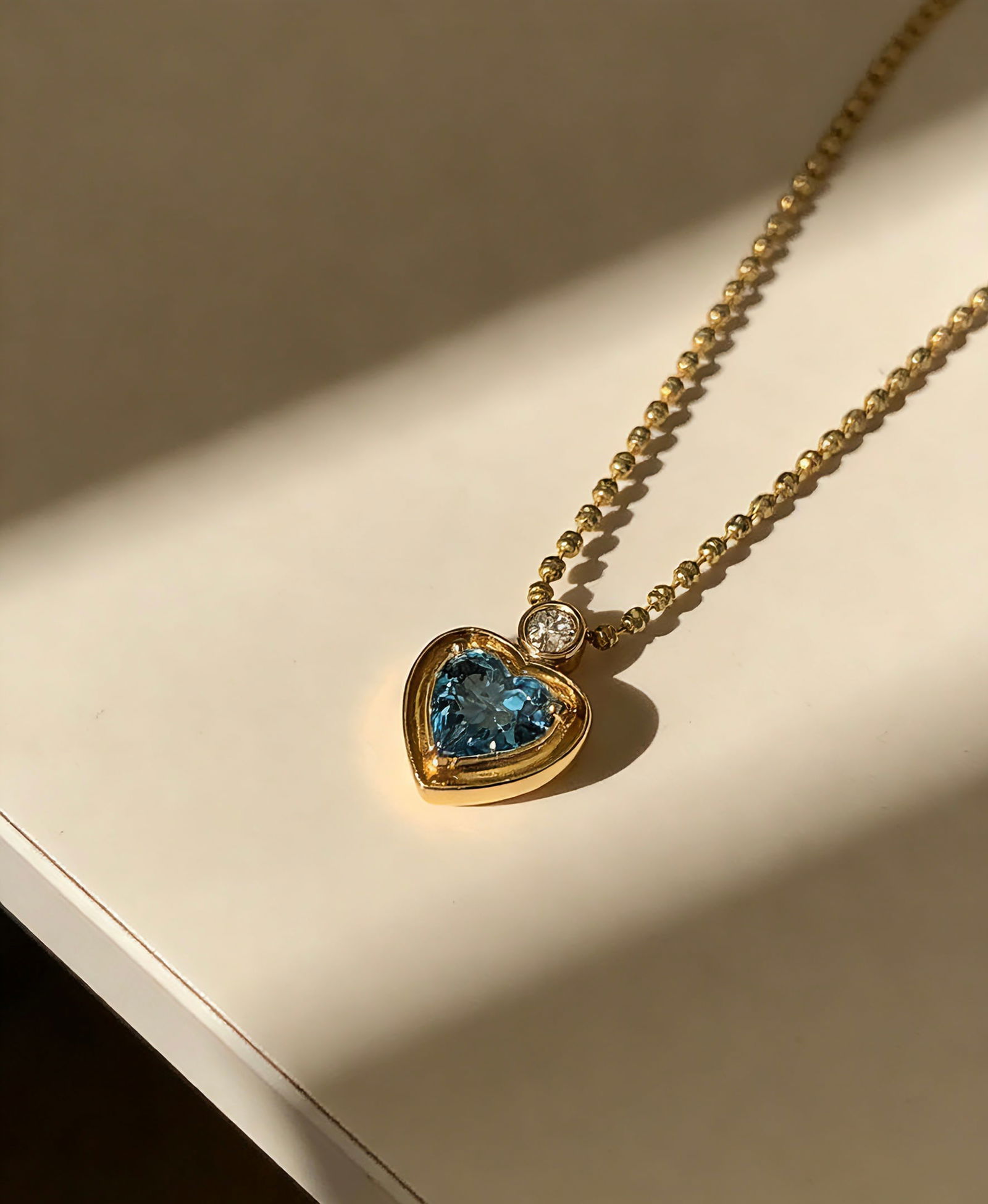 18k Super Saint Heart-Shaped Aquamarine Pendant - 2