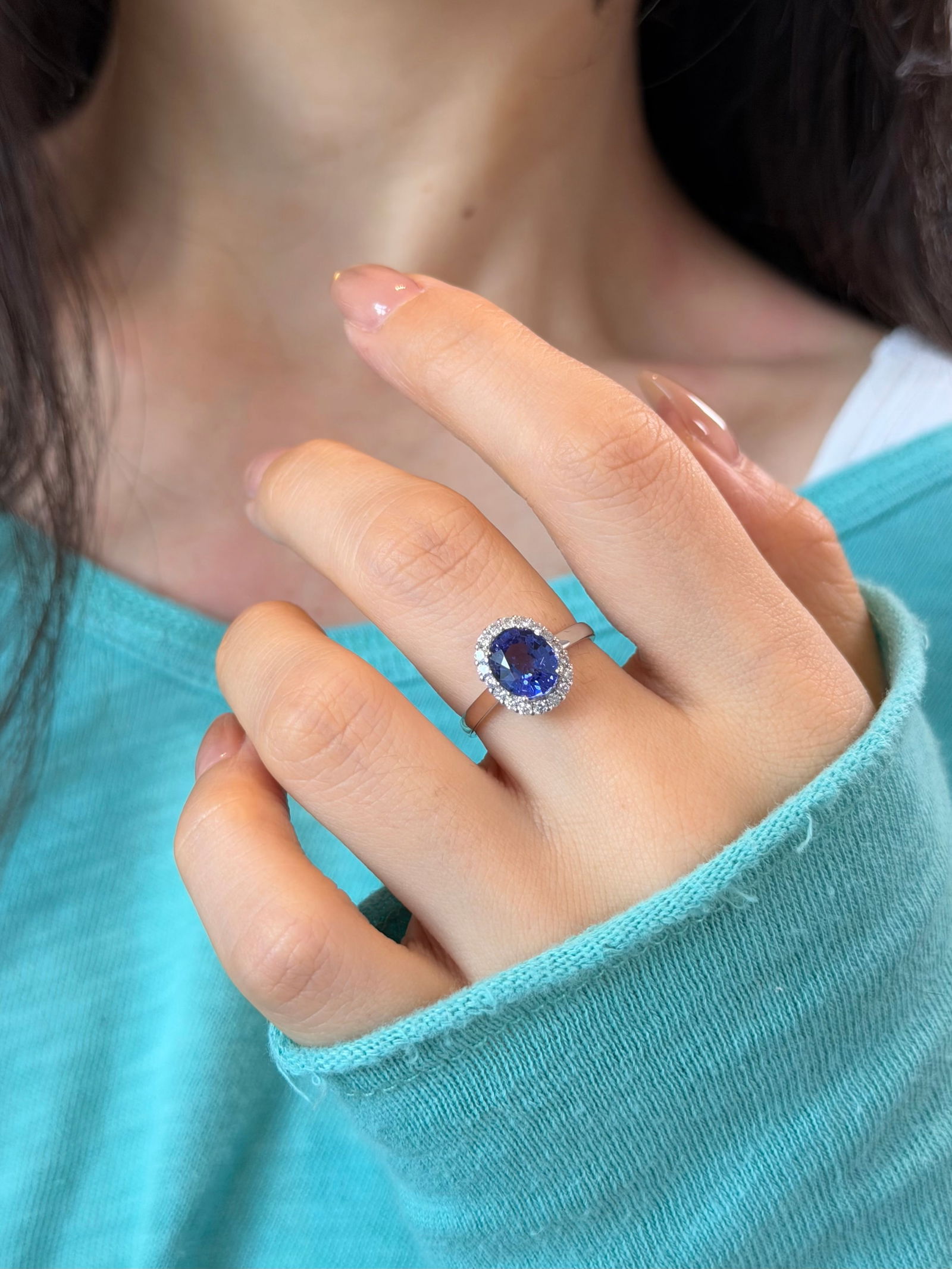 18k White Gold Tanzanite Ring - 4