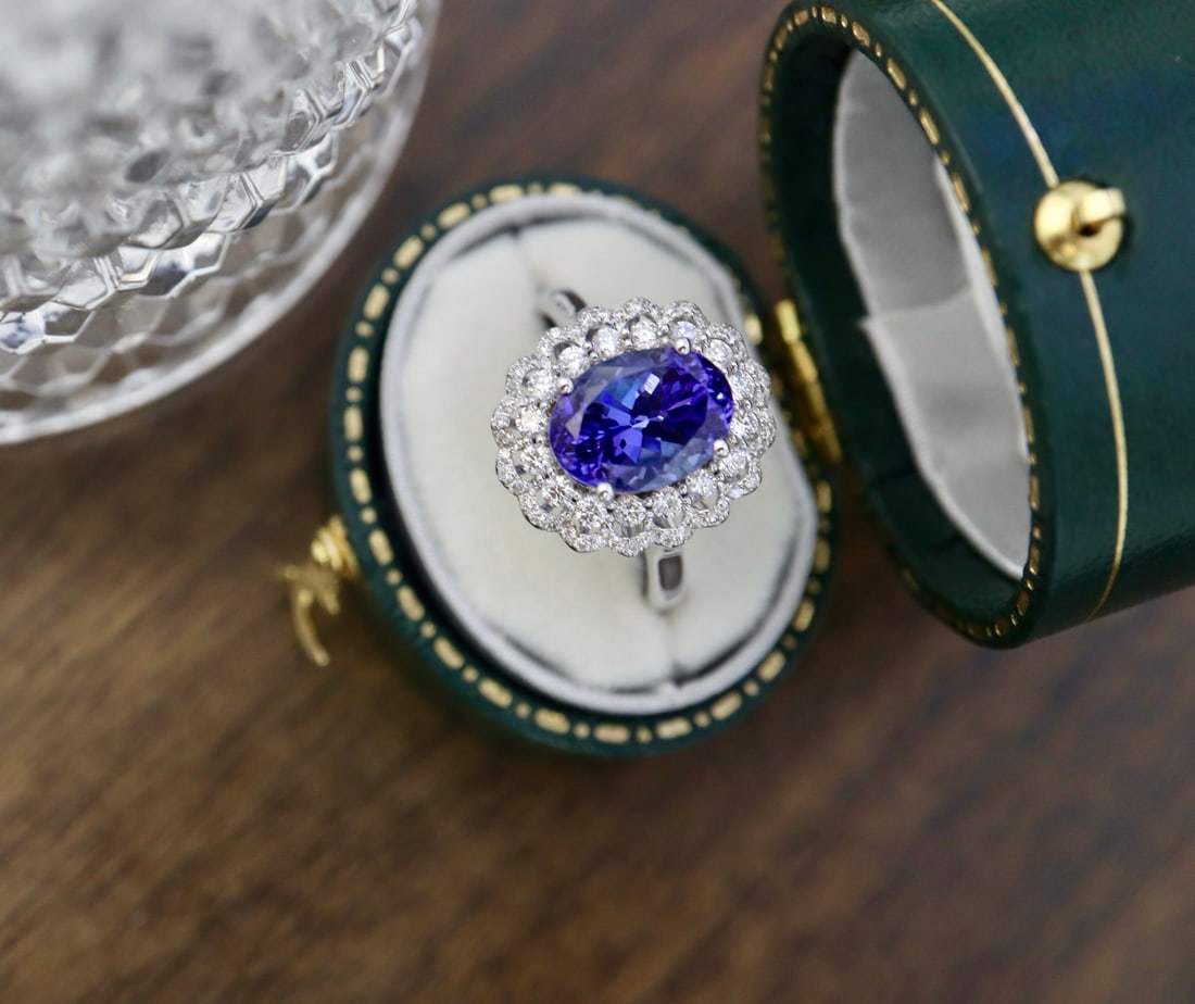 2.93ct Tanzanite Ring - 4