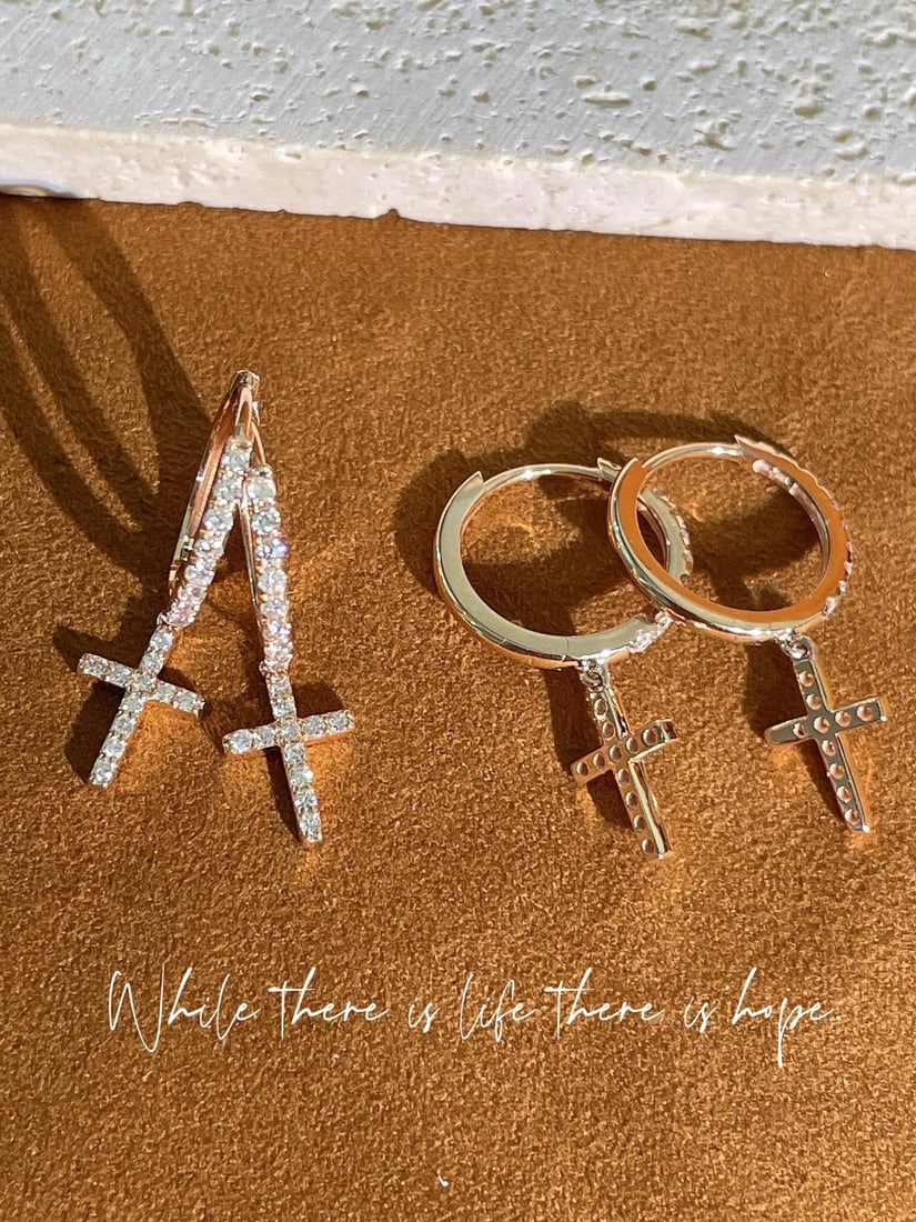 18k Paved Natural Diamond Cross Earrings - 4