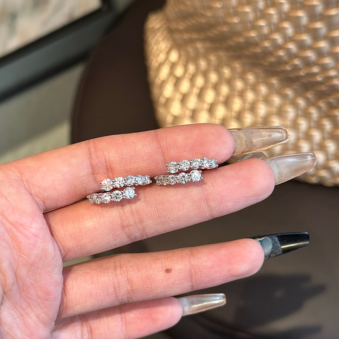 Platinum pt950 Exquisitely Set Cultured Diamond Ring - 2