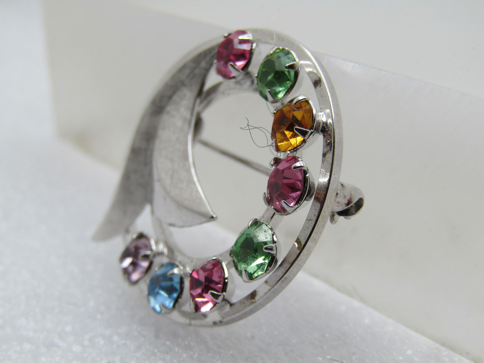 Vintage 12KT G.F. Rhinestone Brooch, Circle Leaf, Signed Catamore, 1960's-1970's - 2