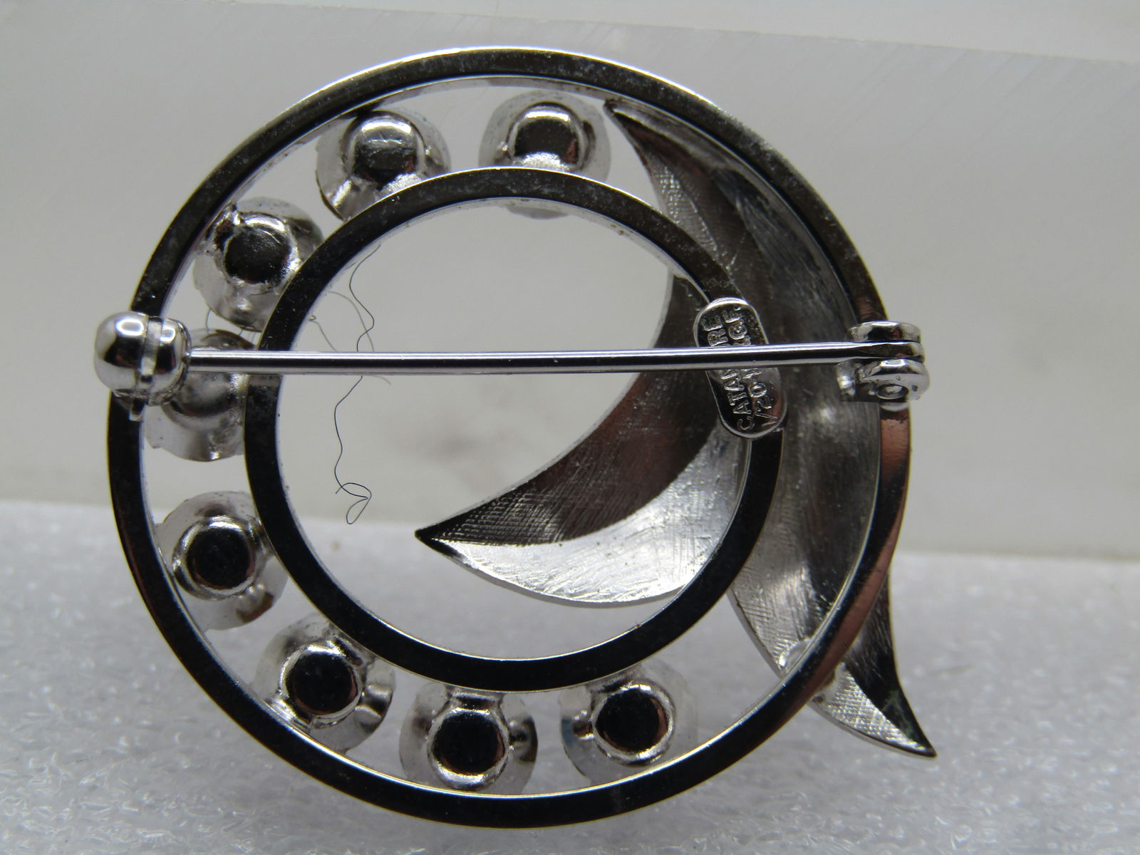 Vintage 12KT G.F. Rhinestone Brooch, Circle Leaf, Signed Catamore, 1960's-1970's - 4