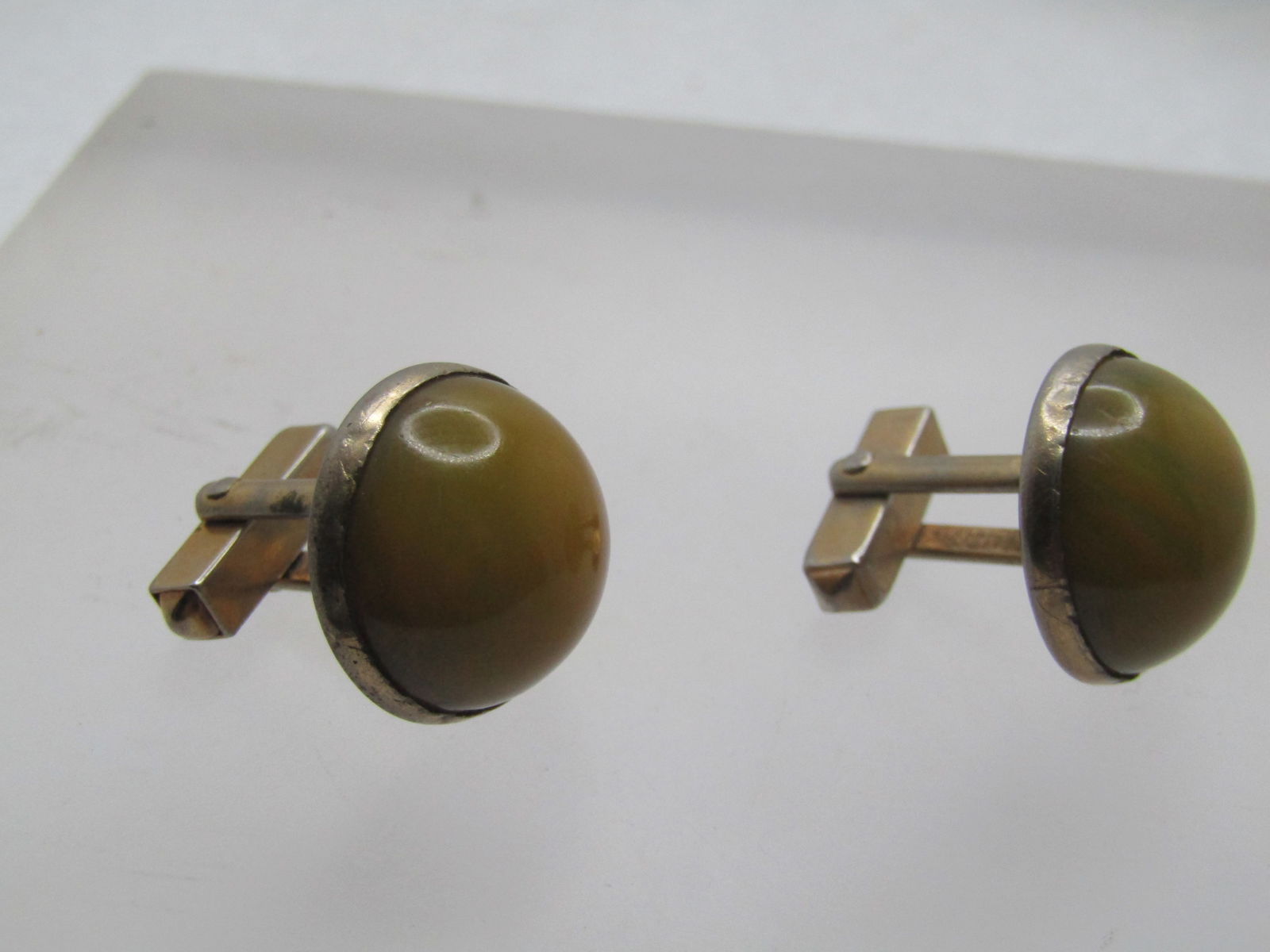 Vintage Green/Yellow Bakelite Cufflinks, Signed Swank, 1940's-1950's - 3