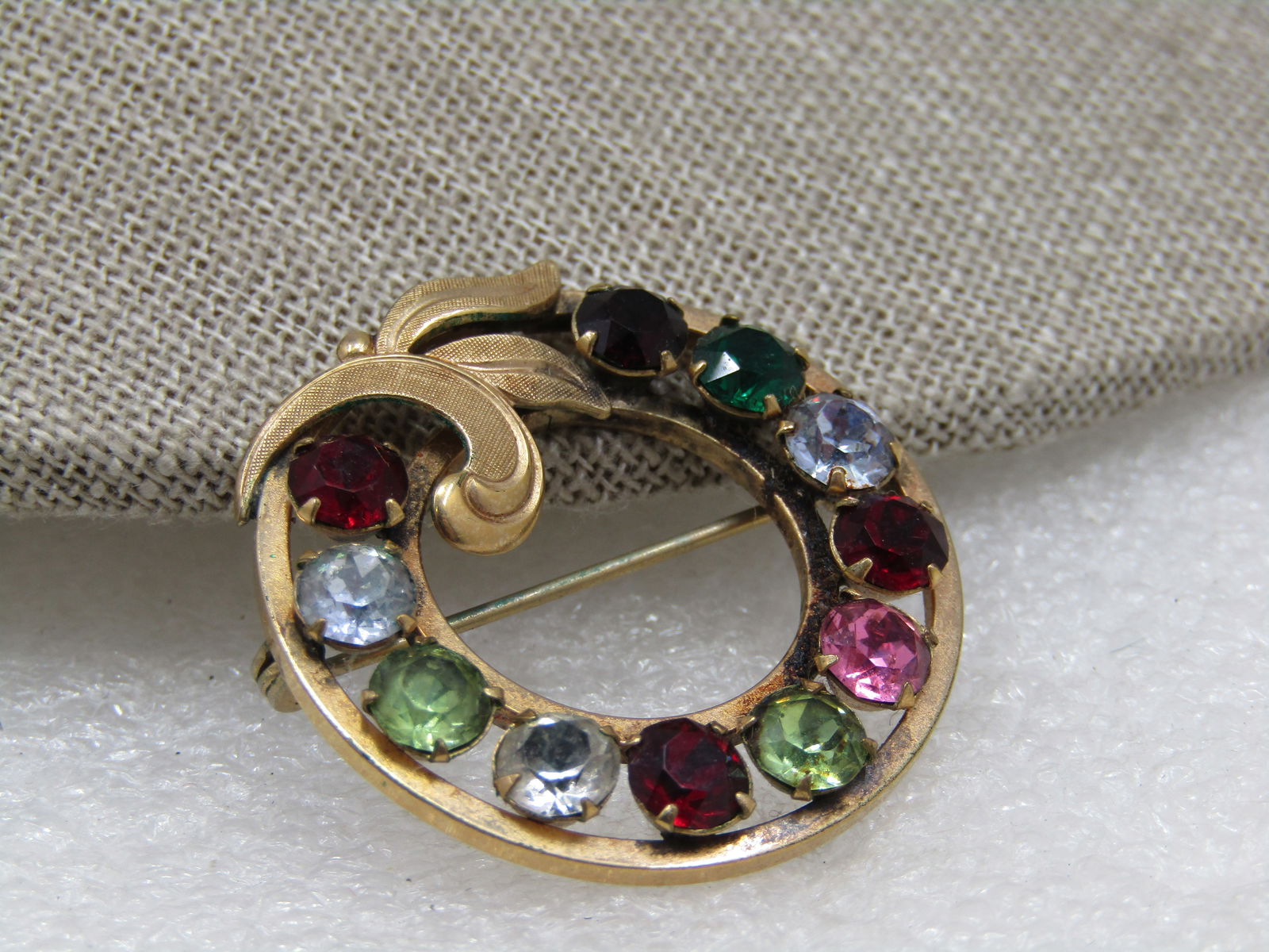 Vintage Van Dell 12kt G.F. Rhinestone Circle Brooch, 1940's-1960's - 3