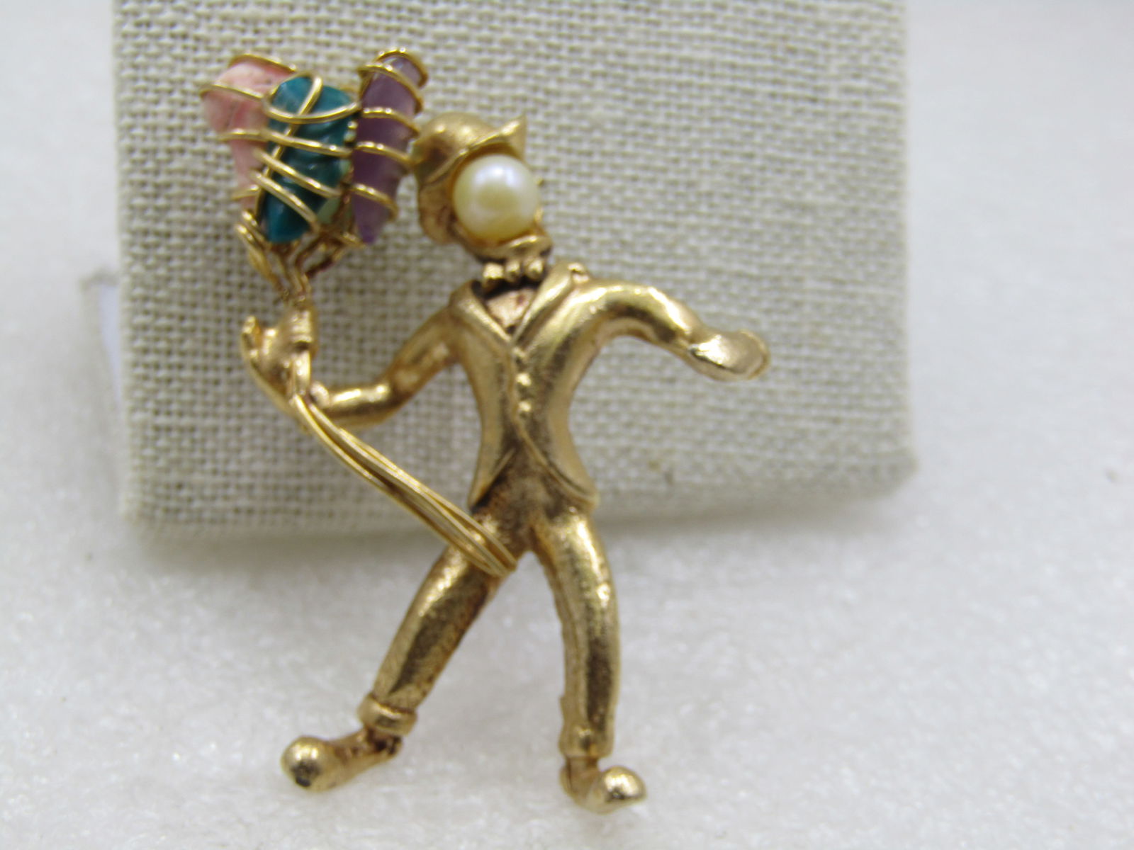 Vintage Balloon Mime/Salesman Brooch, Agate Balloons, Mid-Century - 3