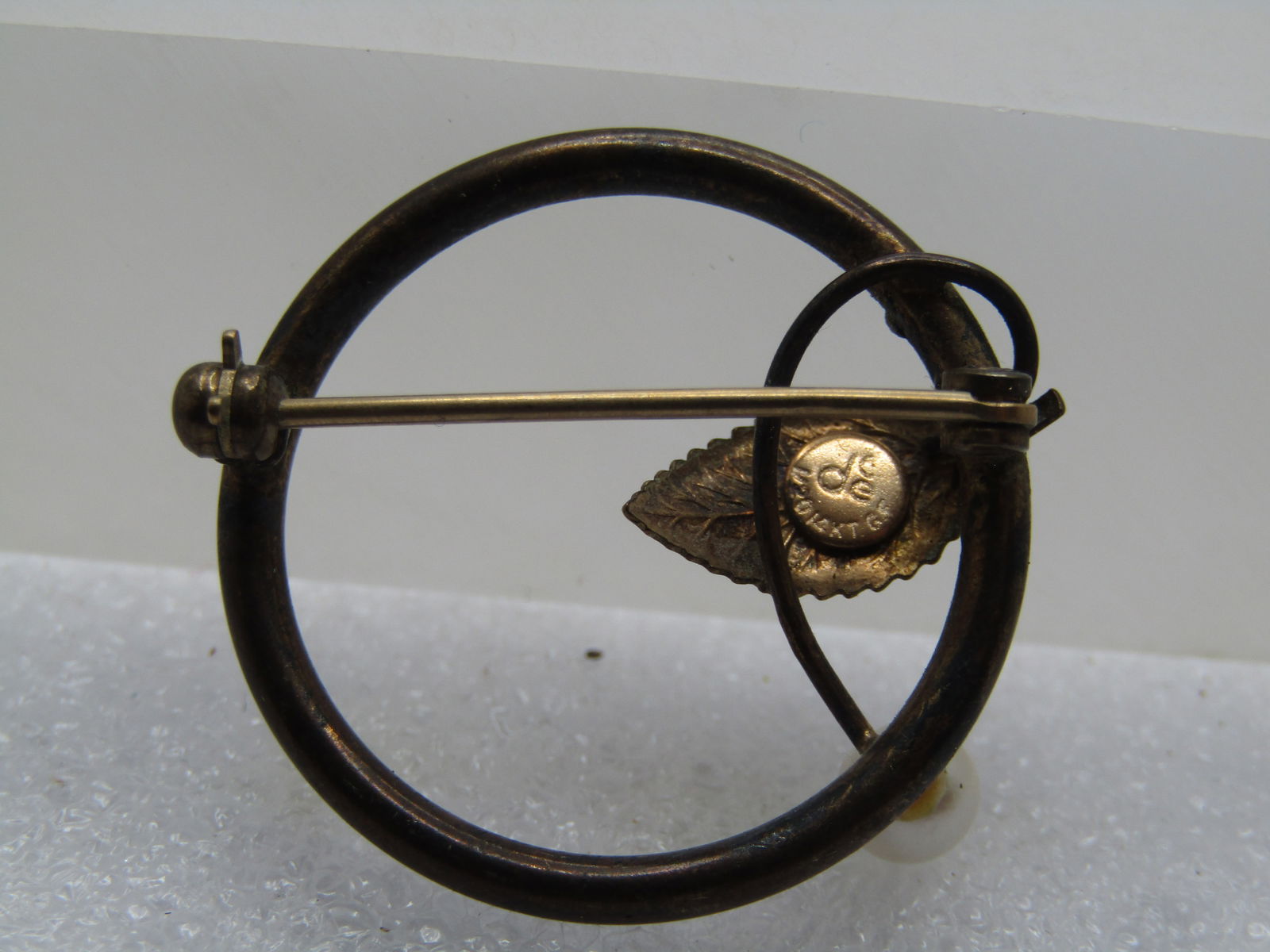 Vintage 14kt GF Faux Pearl Leaf Brooch, Circle, Signed DCE, 1960's - 4