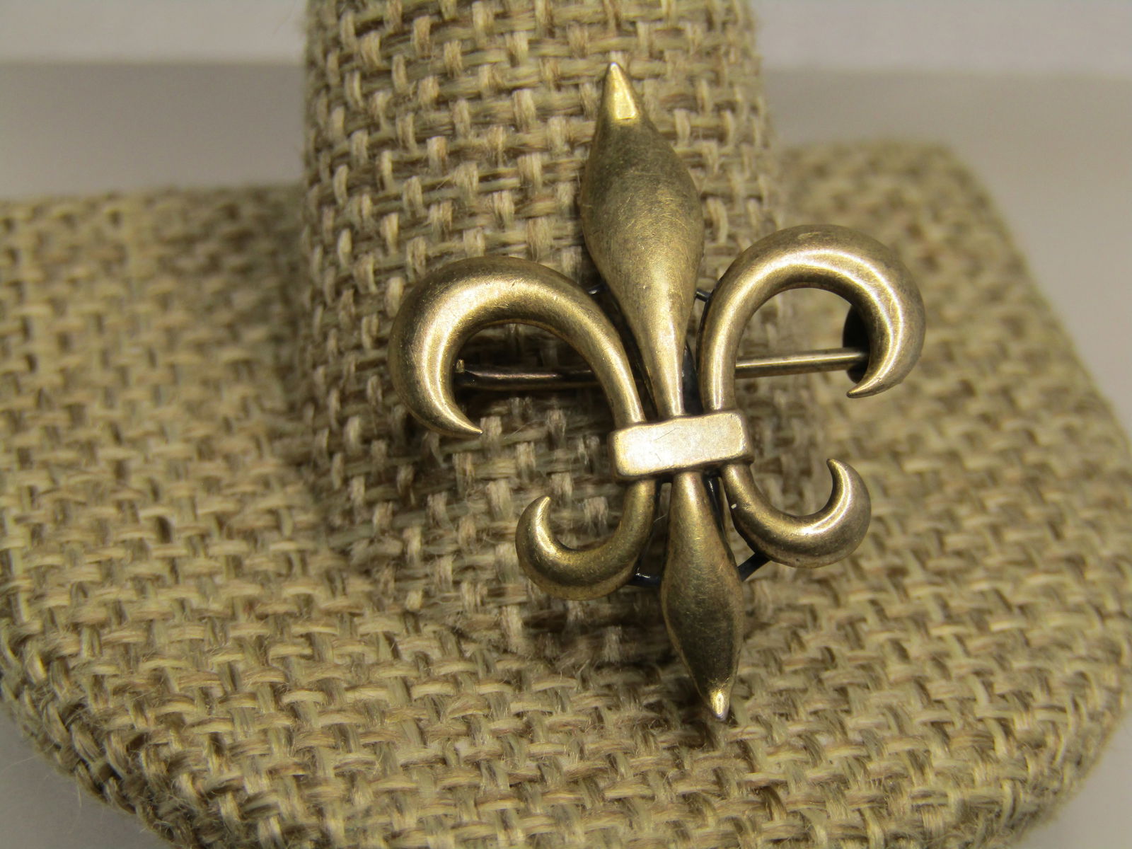Vintage Sterling Vermeil Fleur-de-Lis Pocket Watch Brooch, C-Clasp, 1920's-1930's - 2