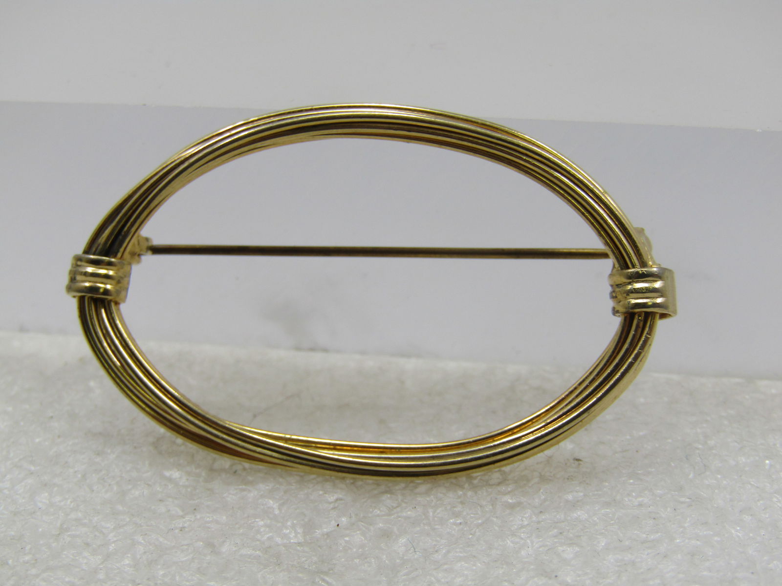 Vintage 10kt G.F. Oval Brooch, Multi Wire Strands. 1-7/8" - 2