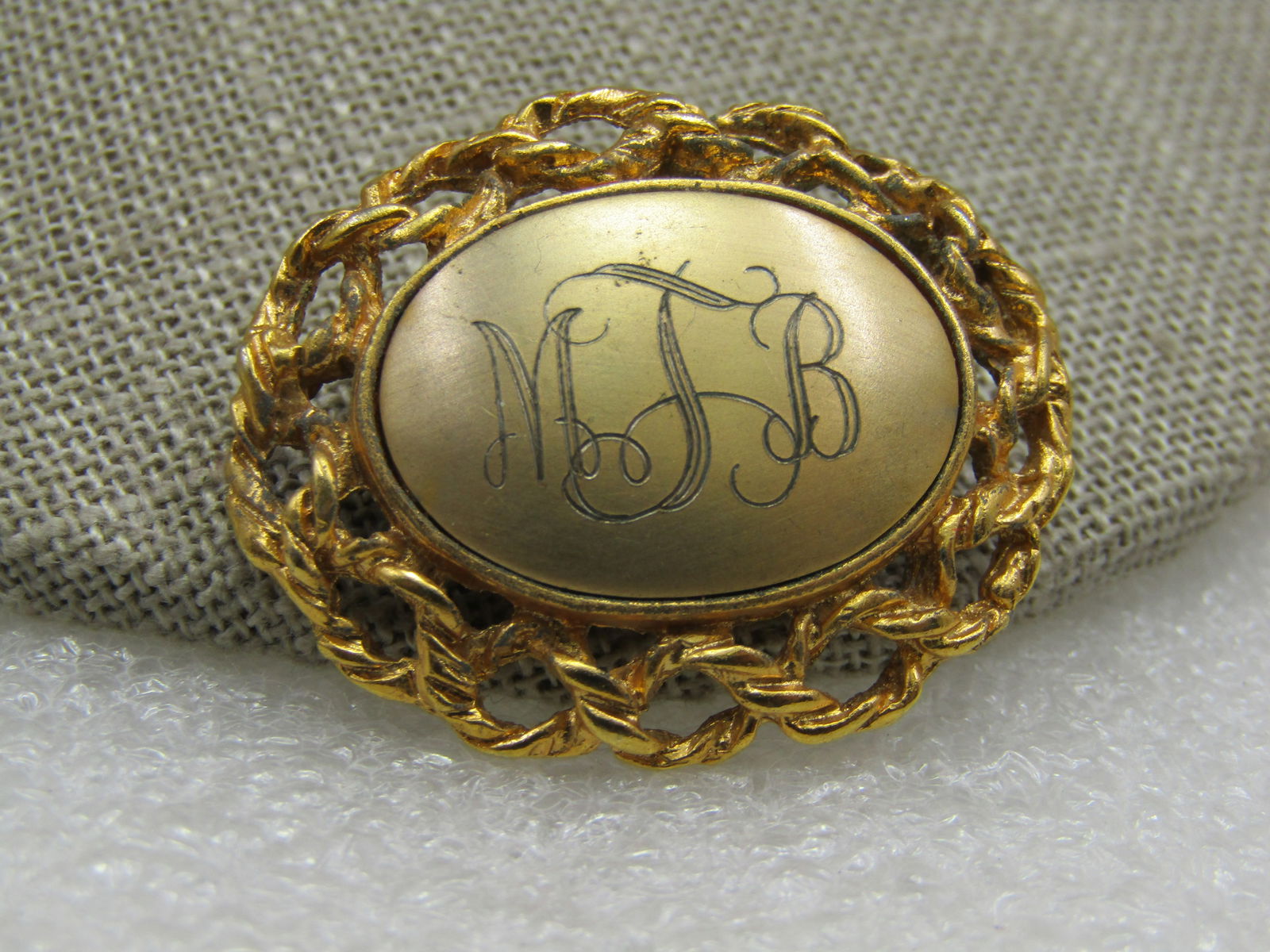 Vintage Initials MJB Brooch, Woven Frame, 1.25" 1960's-1970's - 4