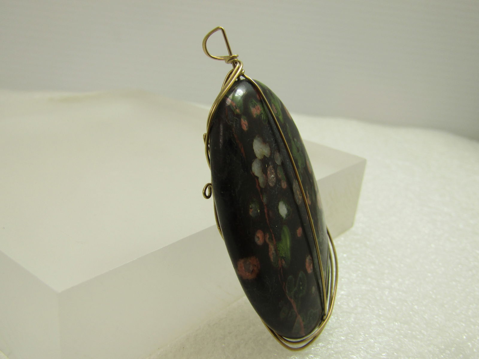 Wrapped Plum Blossom Jasper Pendant, 10kt G.F. Wire, 1980's-1990's - 3