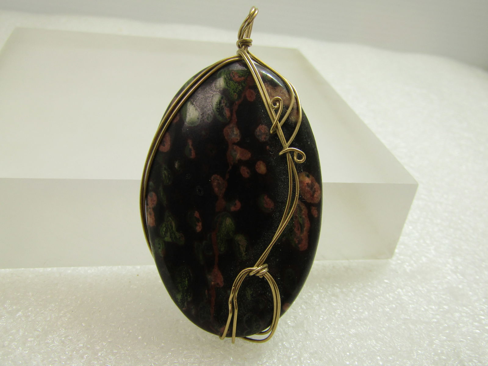 Wrapped Plum Blossom Jasper Pendant, 10kt G.F. Wire, 1980's-1990's - 4