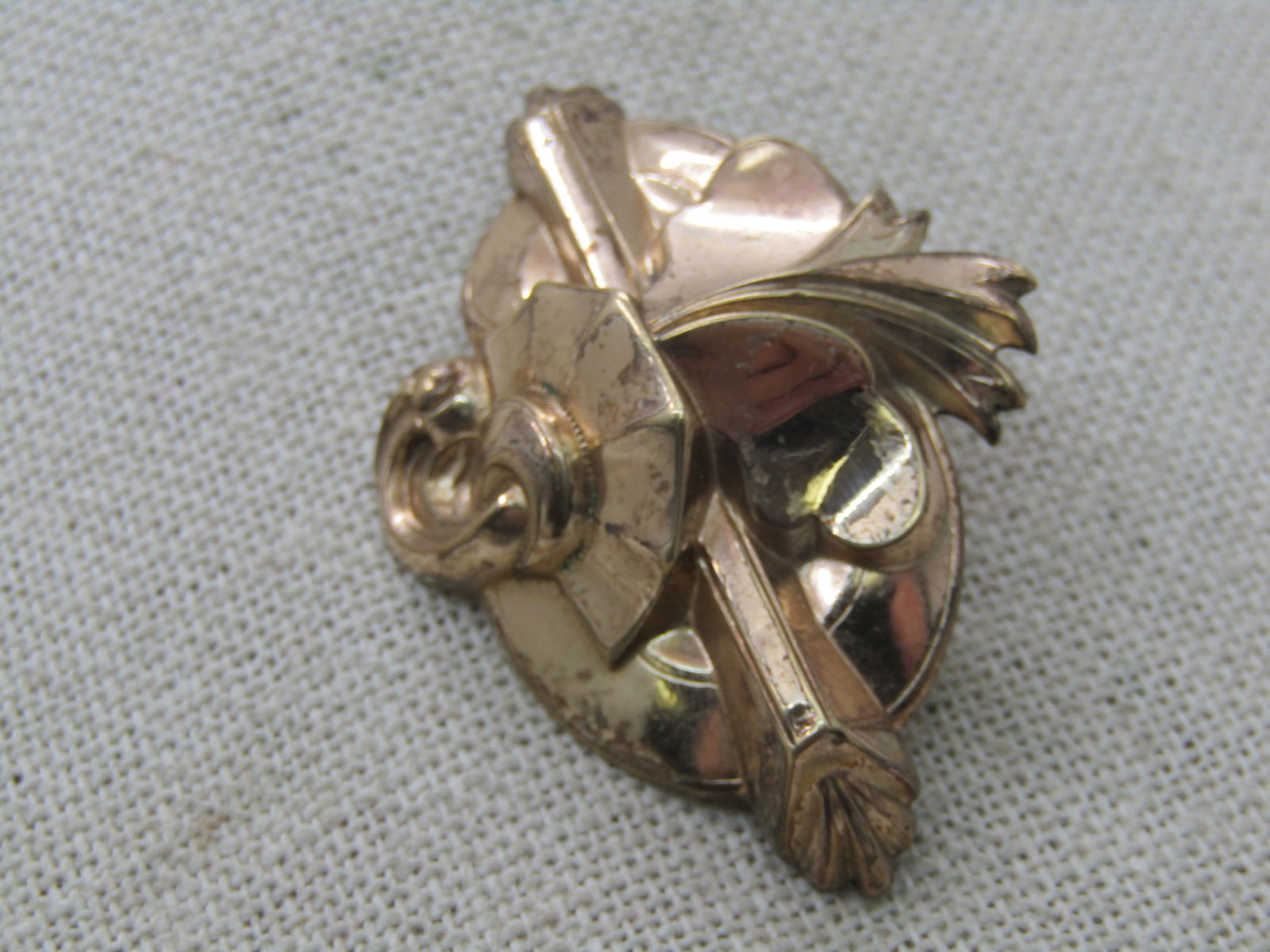Vintage 10kt G.F. Art Nouveau Brooch, Hollow Design, 2" - 4