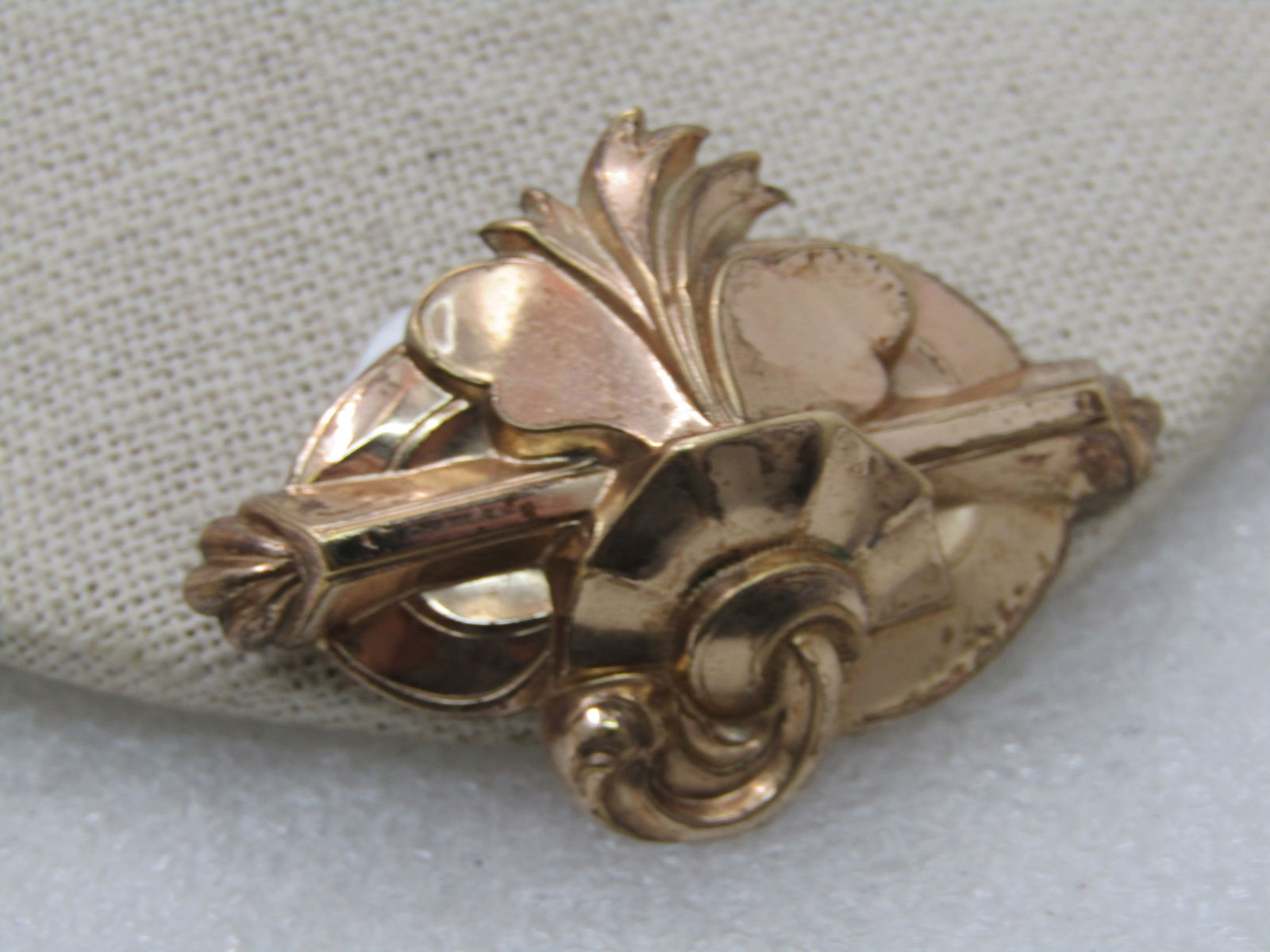 Vintage 10kt G.F. Art Nouveau Brooch, Hollow Design, 2" - 5