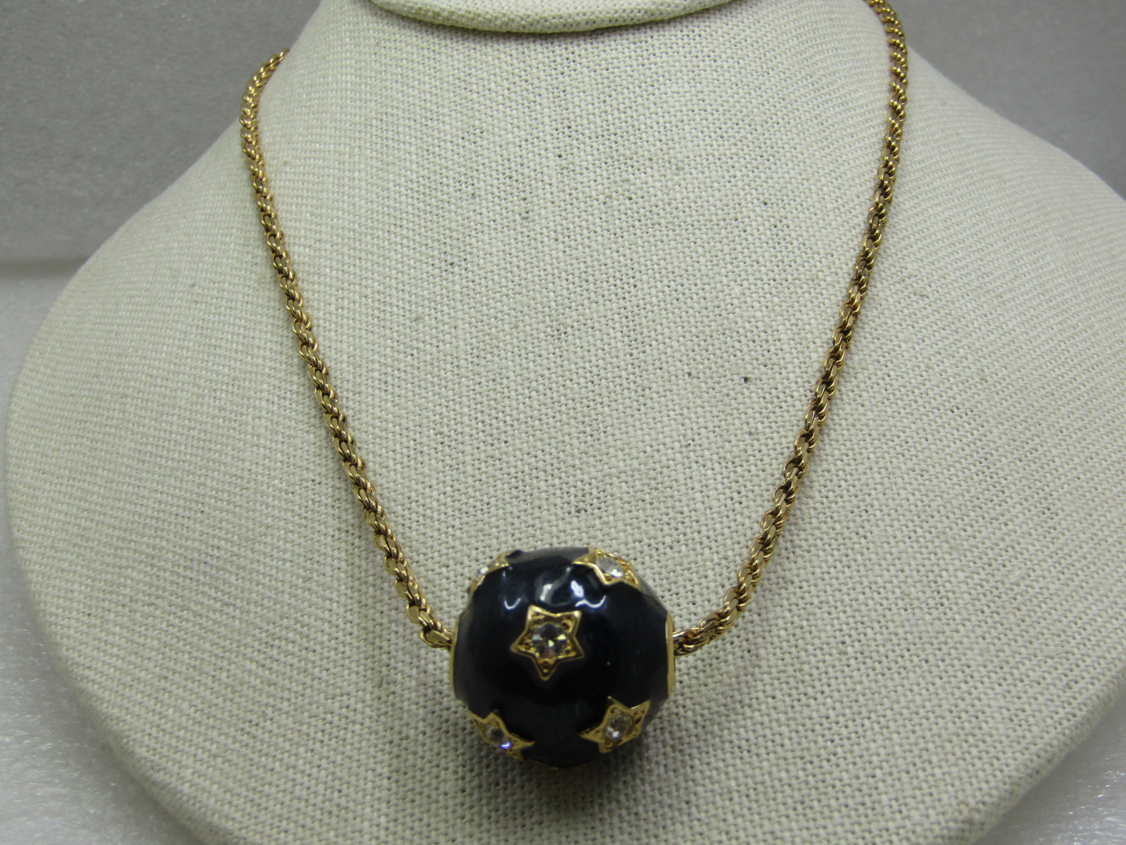 Vintage Sterling Vermeil Blue Enameled CZ Star Round Slide, 24", Signed: Vintage Sterling Vermeil Blue Enameled CZ Star Round Slide, 24", Signed with a star image with lines. The chain is a 2.5mm sterling vermeil rope chain with lobster clasp. It is marked .925 and tested.