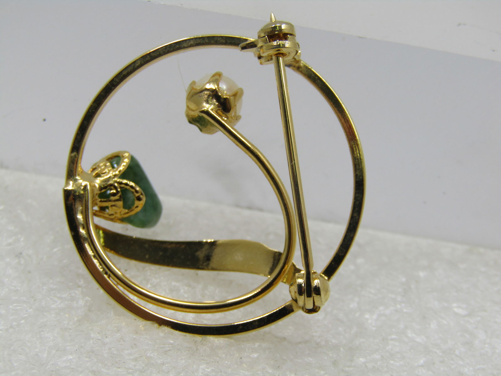Vintage 10kt G.F. Faux Pearl Green Stone Brooch, Circle, 1960's - 5