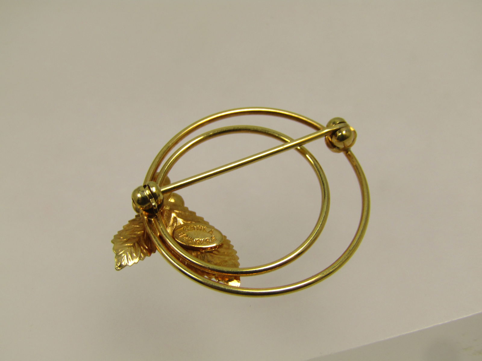 Vintage 12kt GF Faux Pearl Brooch, Leaf Accents, Signed Carla, 1960's - 4