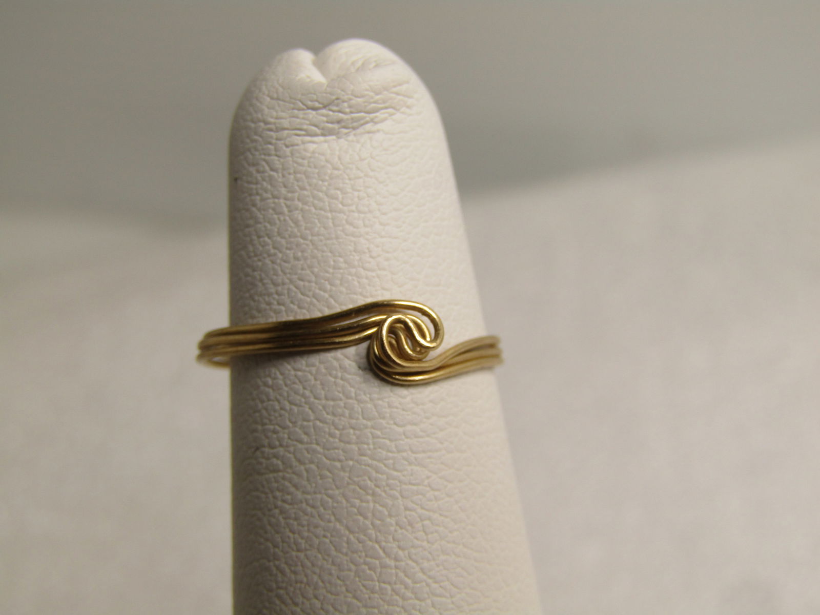 10Kt GF Wrapped Ring, Sz. 3.5, Blue/Clear Crystal Stones, 1980's-1990's, Hand Made - 4