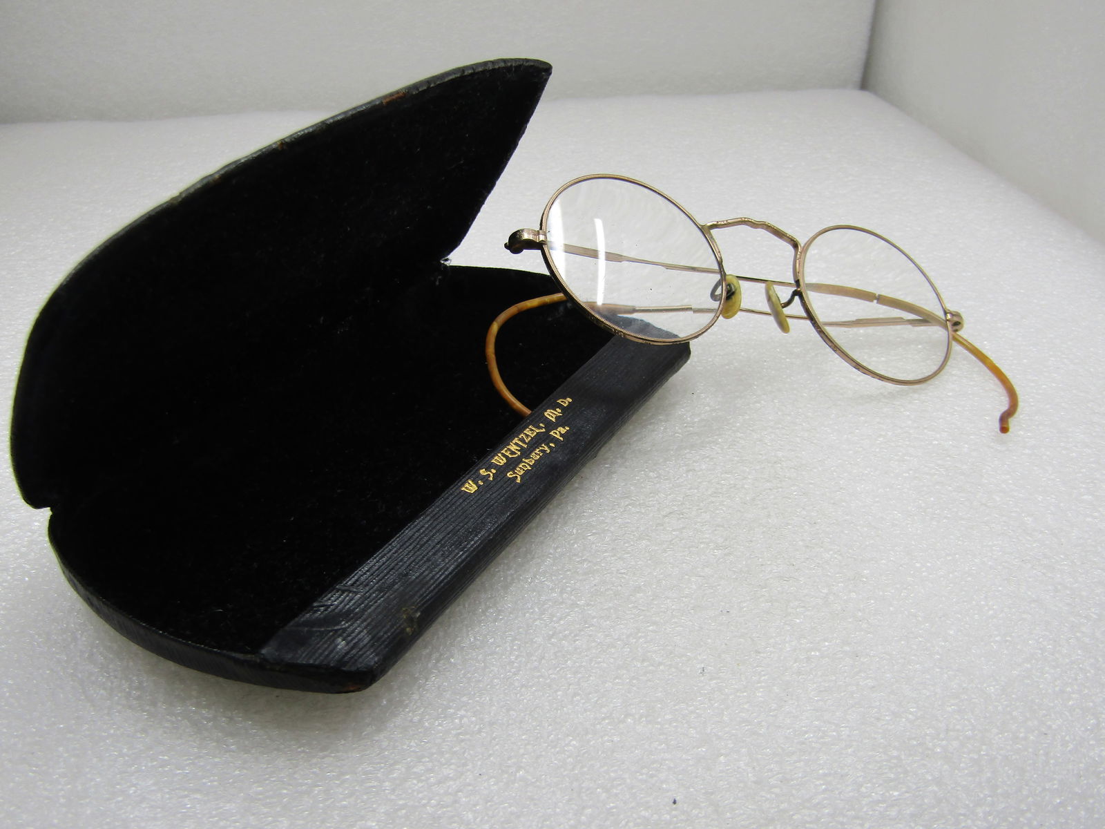 Vintage Cortland AO Early 1900's Eye Glasses in Case, 10kt G.F. - 2