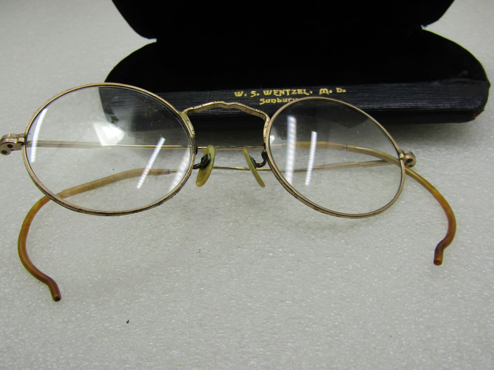 Vintage Cortland AO Early 1900's Eye Glasses in Case, 10kt G.F. - 4