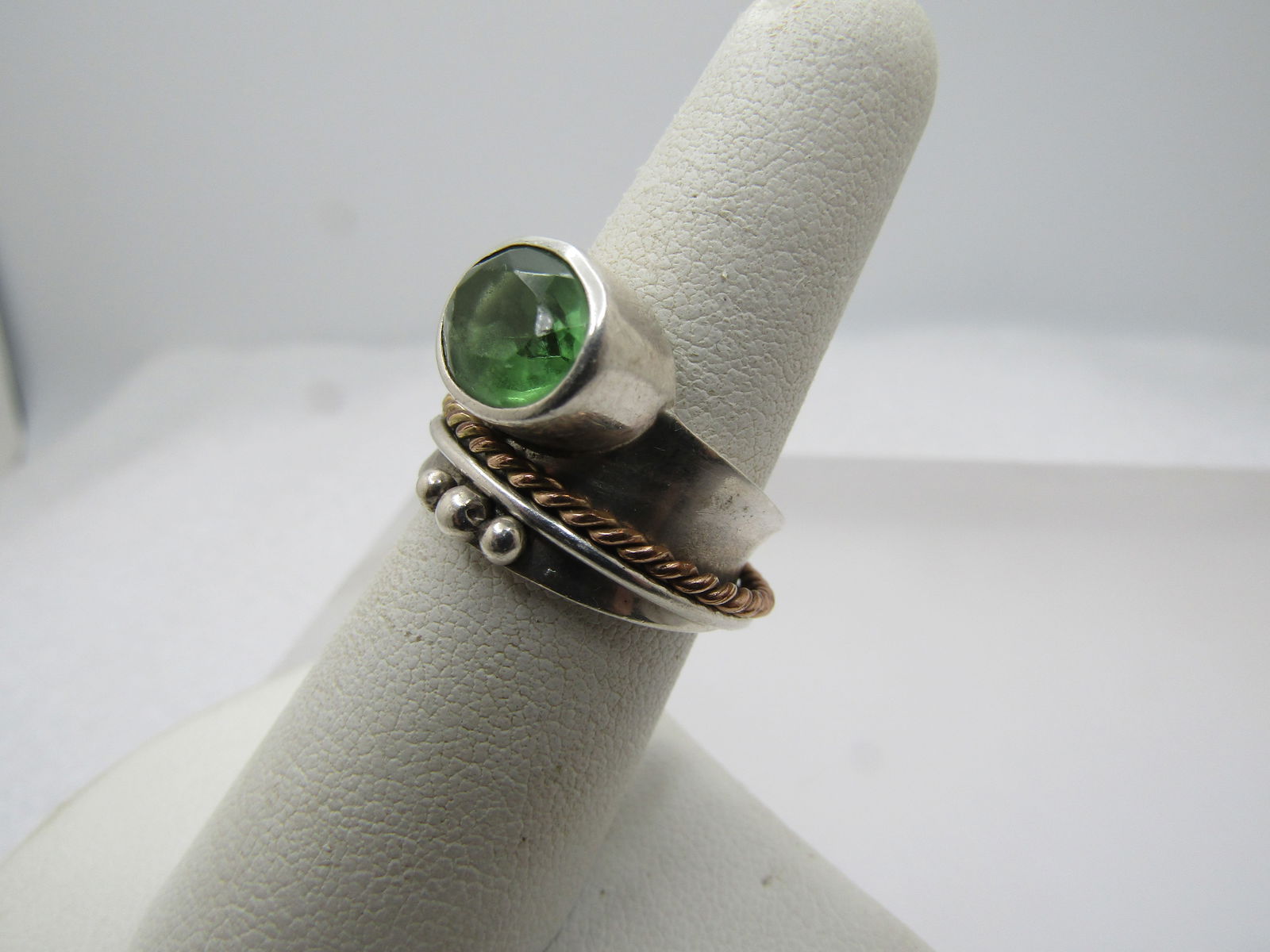 Vintage Sterling Modernist Green Stone Ring, Sx. 6.5, Signed Nilsson - 3