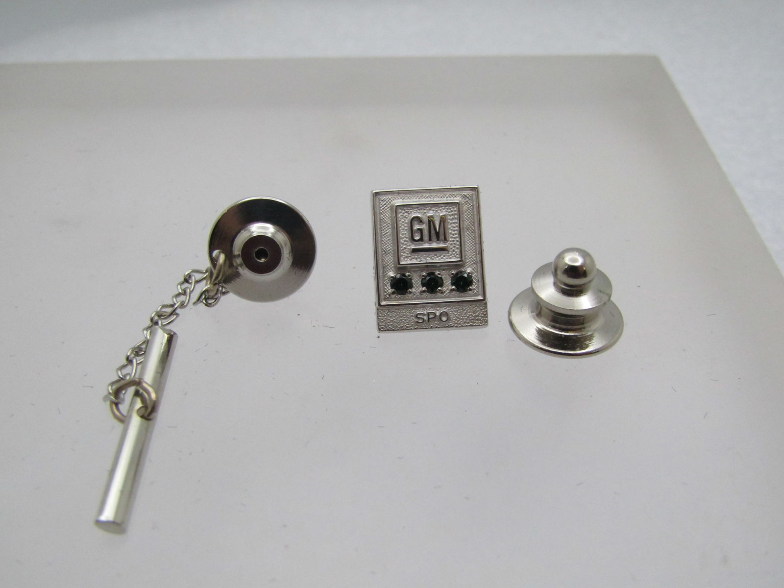 Vintage 10kt G.F. Emerald General Motors SPO Tack Pin, In Original Box - 2