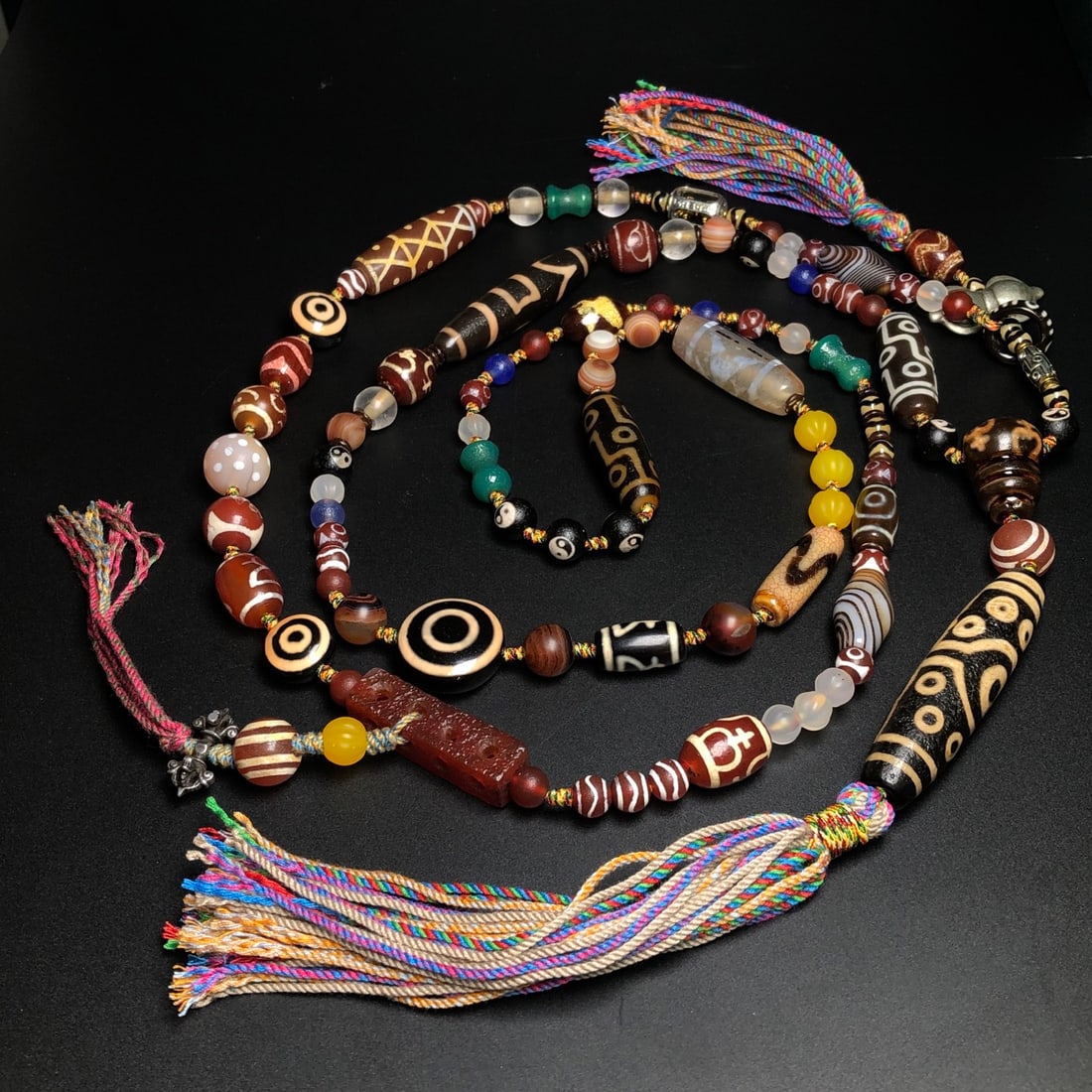 Hand knitting Tibetan DZI Agate Necklace (1 of 9)