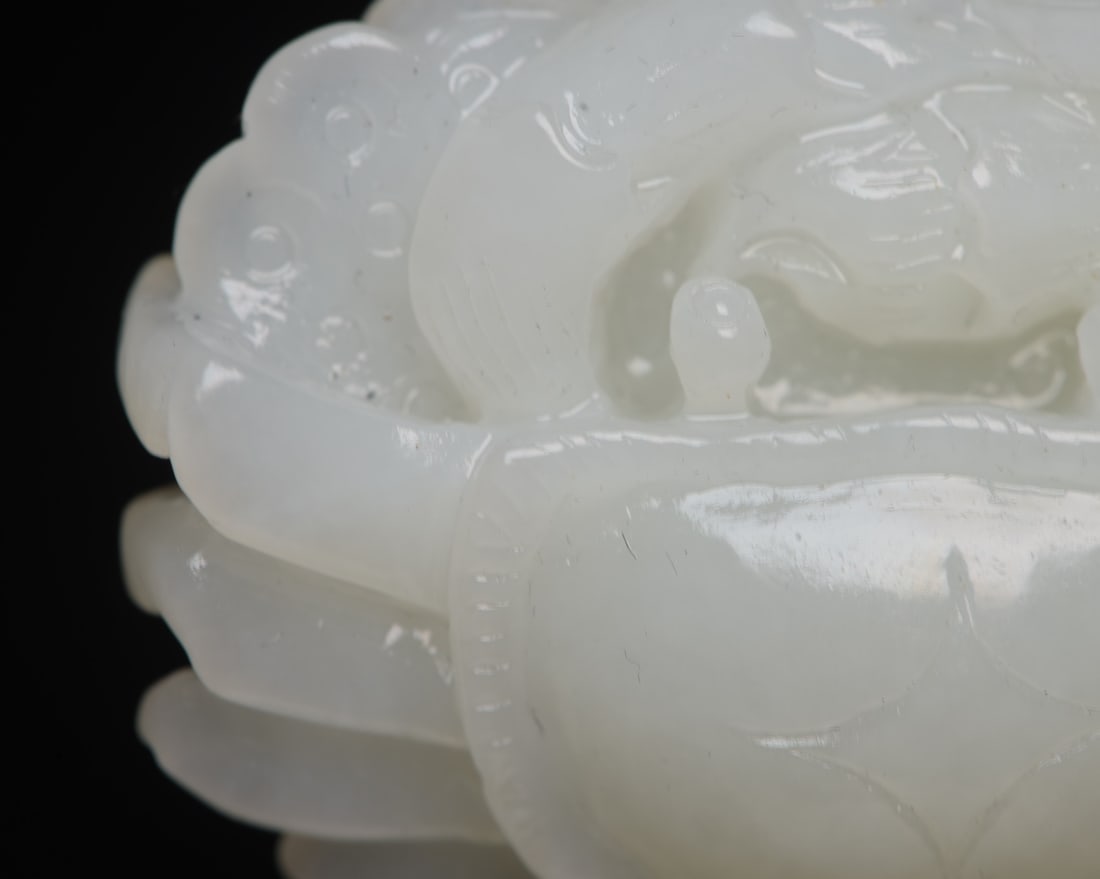 Chinese Hetian Jade Crab Pendant - 7