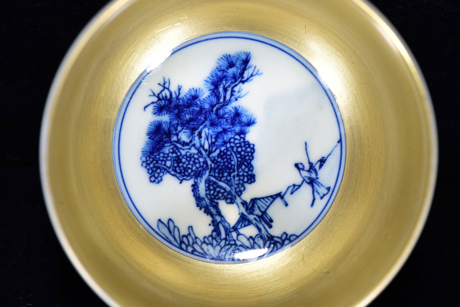 Chinese Gilt Gold Blue and White Porcelain Cup - 4